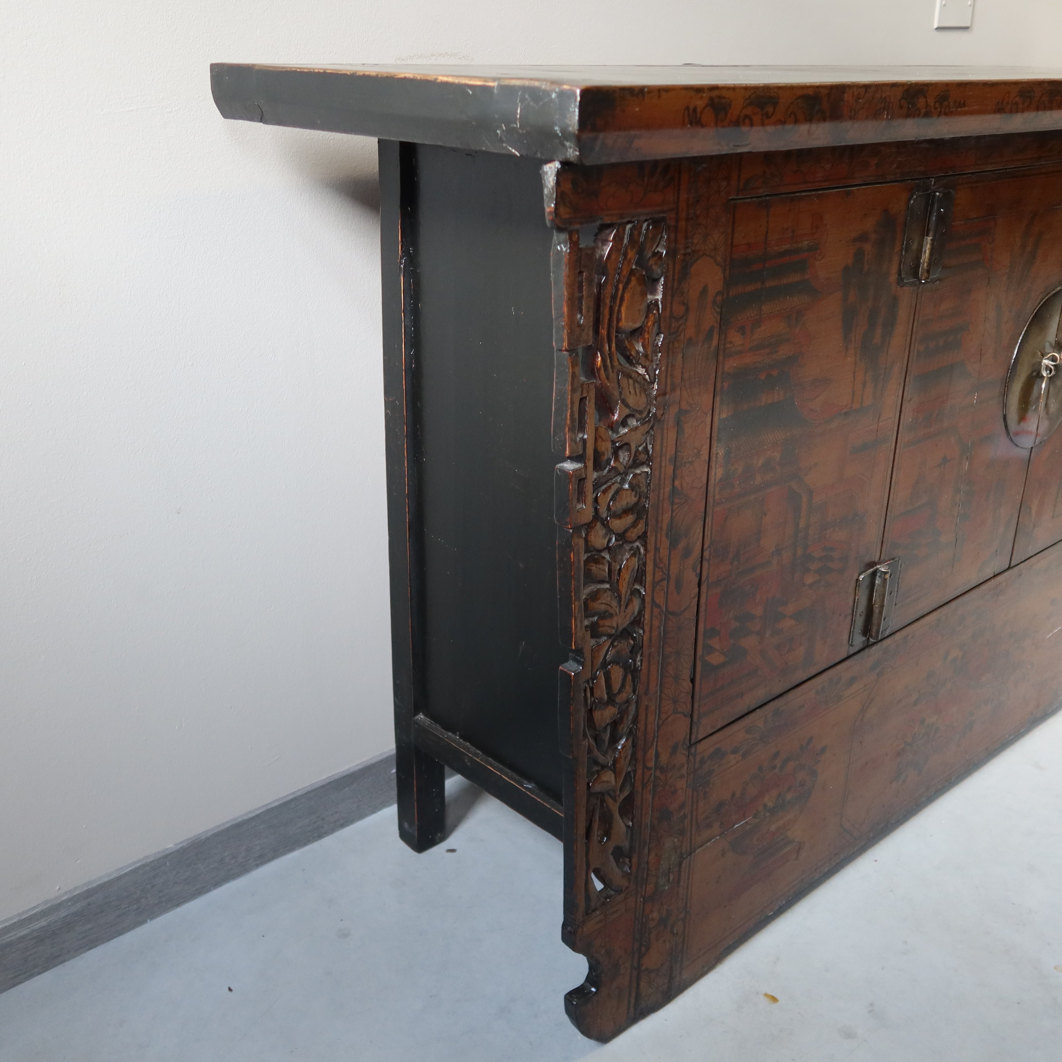GRANDE CREDENZA DEL GANZU AD ALTARE
