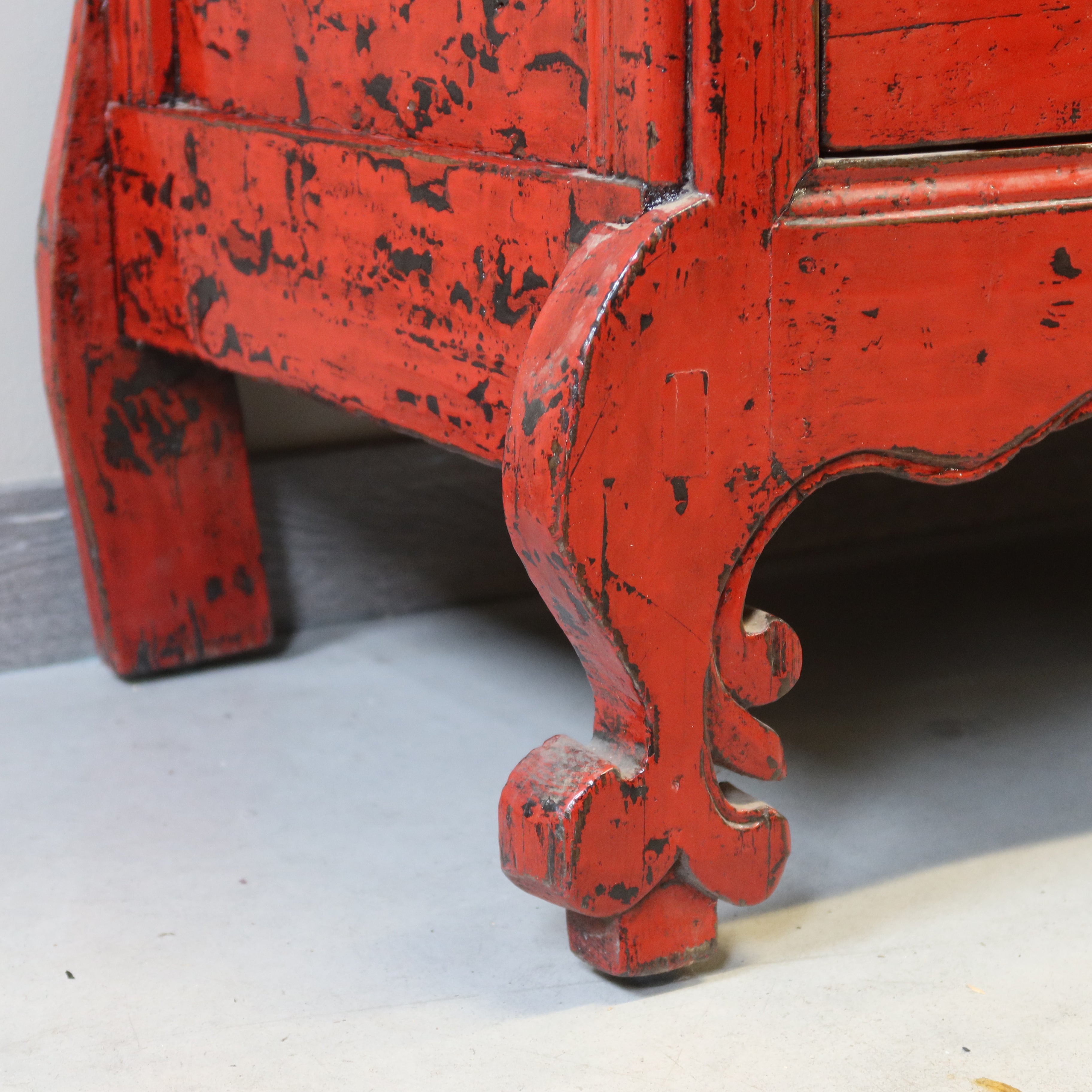 CREDENZINO CINESE LACCA ROSSA 2A