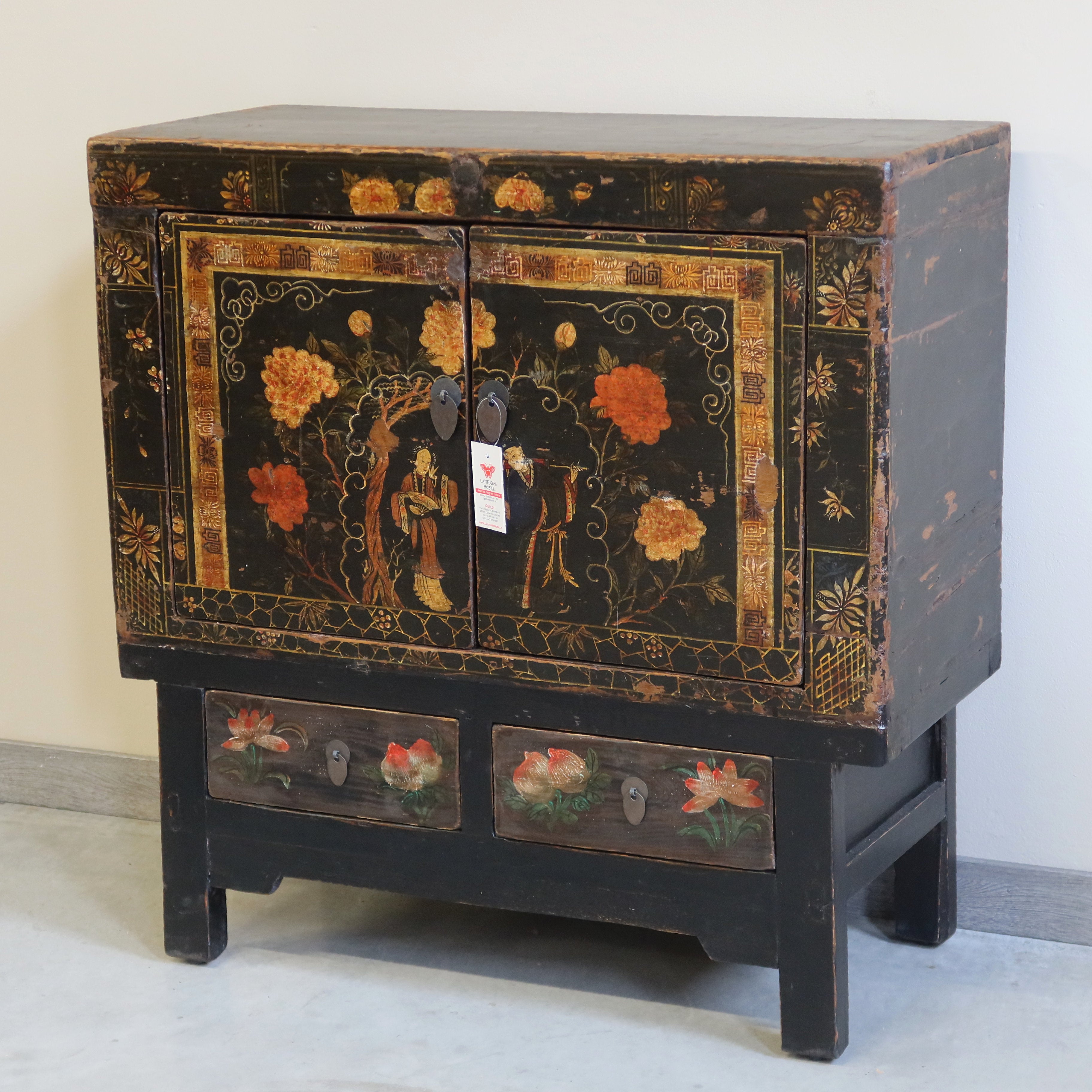 CREDENZINO CINESE OPERA DI PECHINO