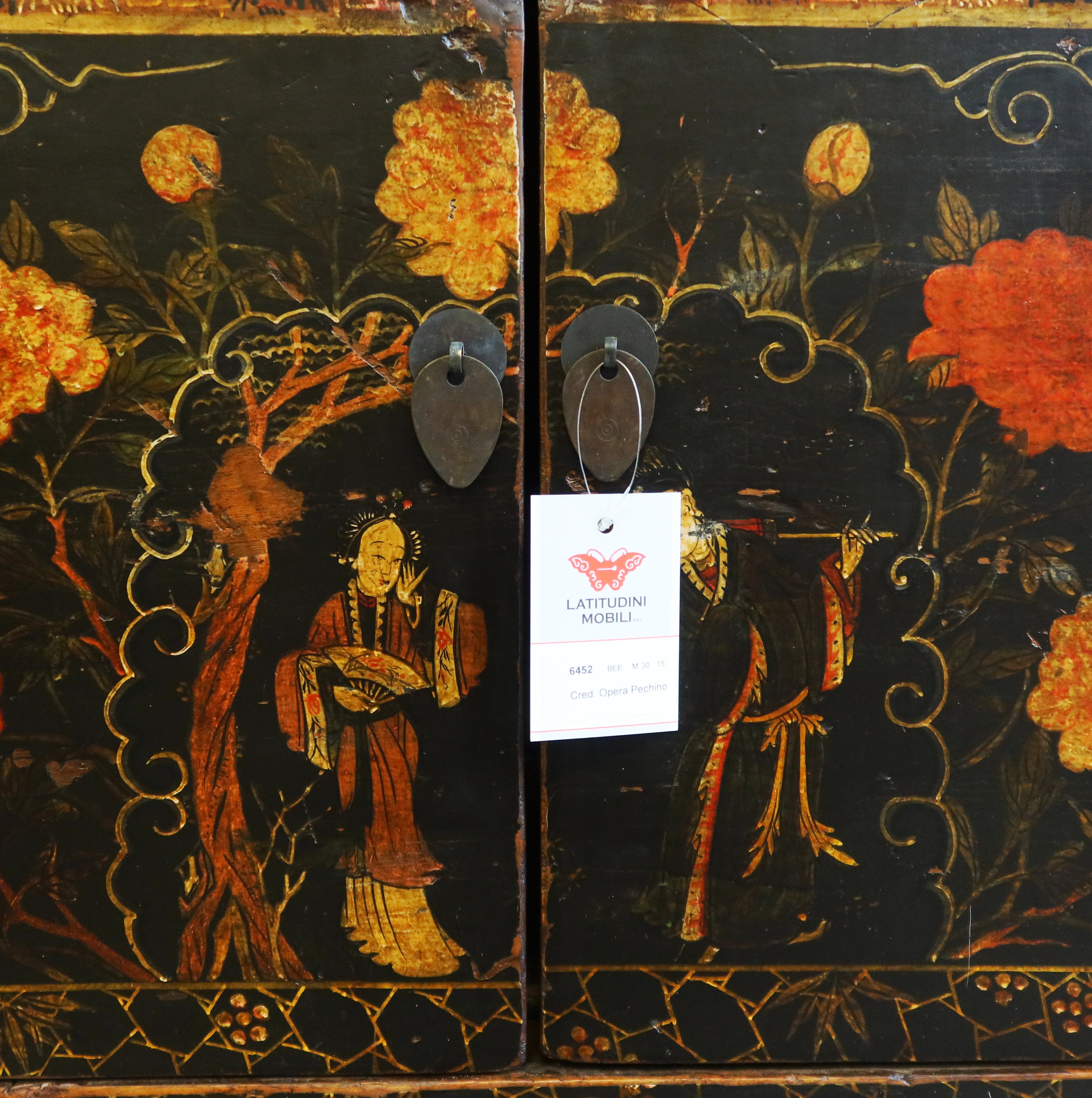 CREDENZINO CINESE OPERA DI PECHINO