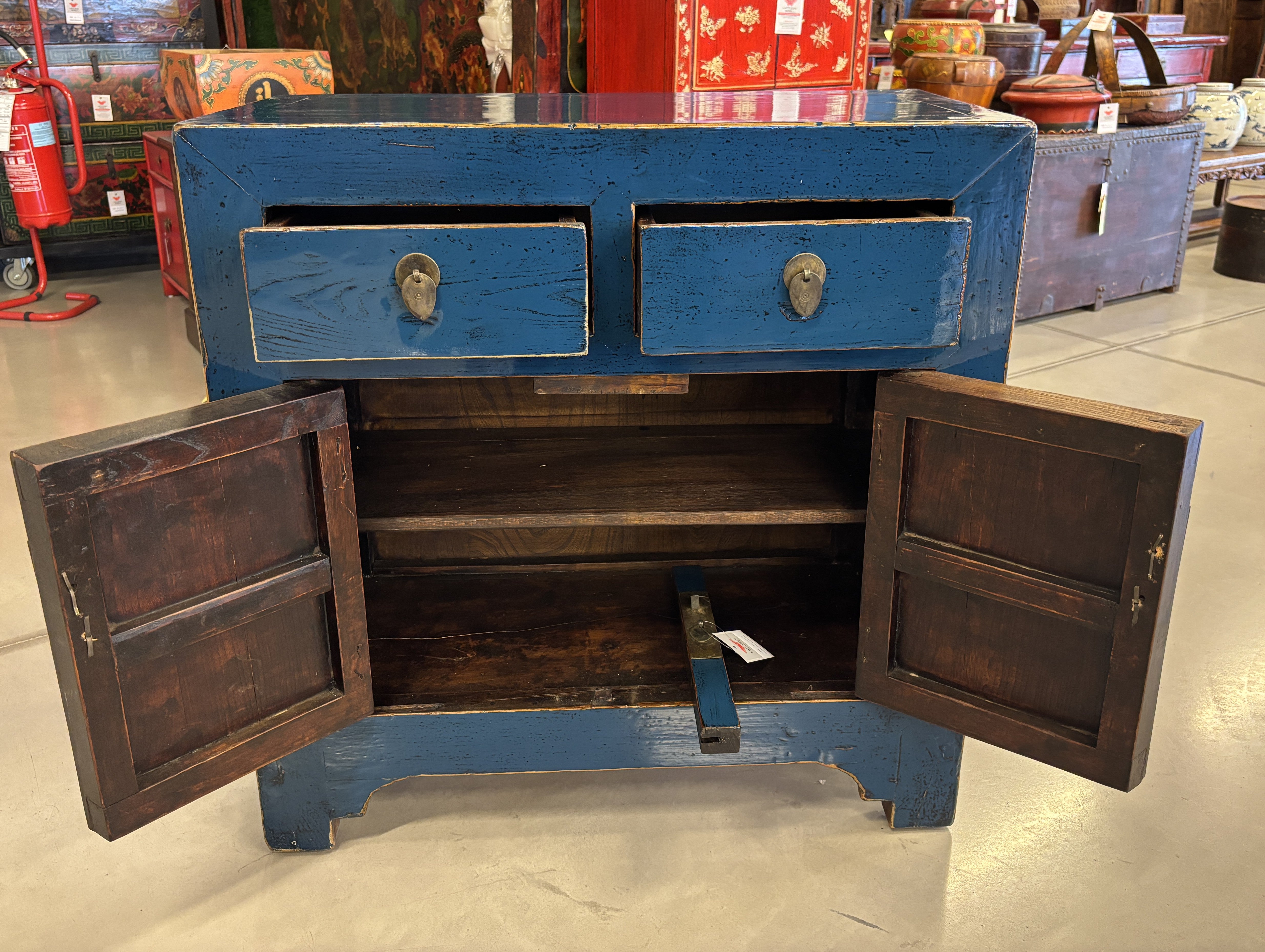 CREDENZINO CINESE LACCA BLU