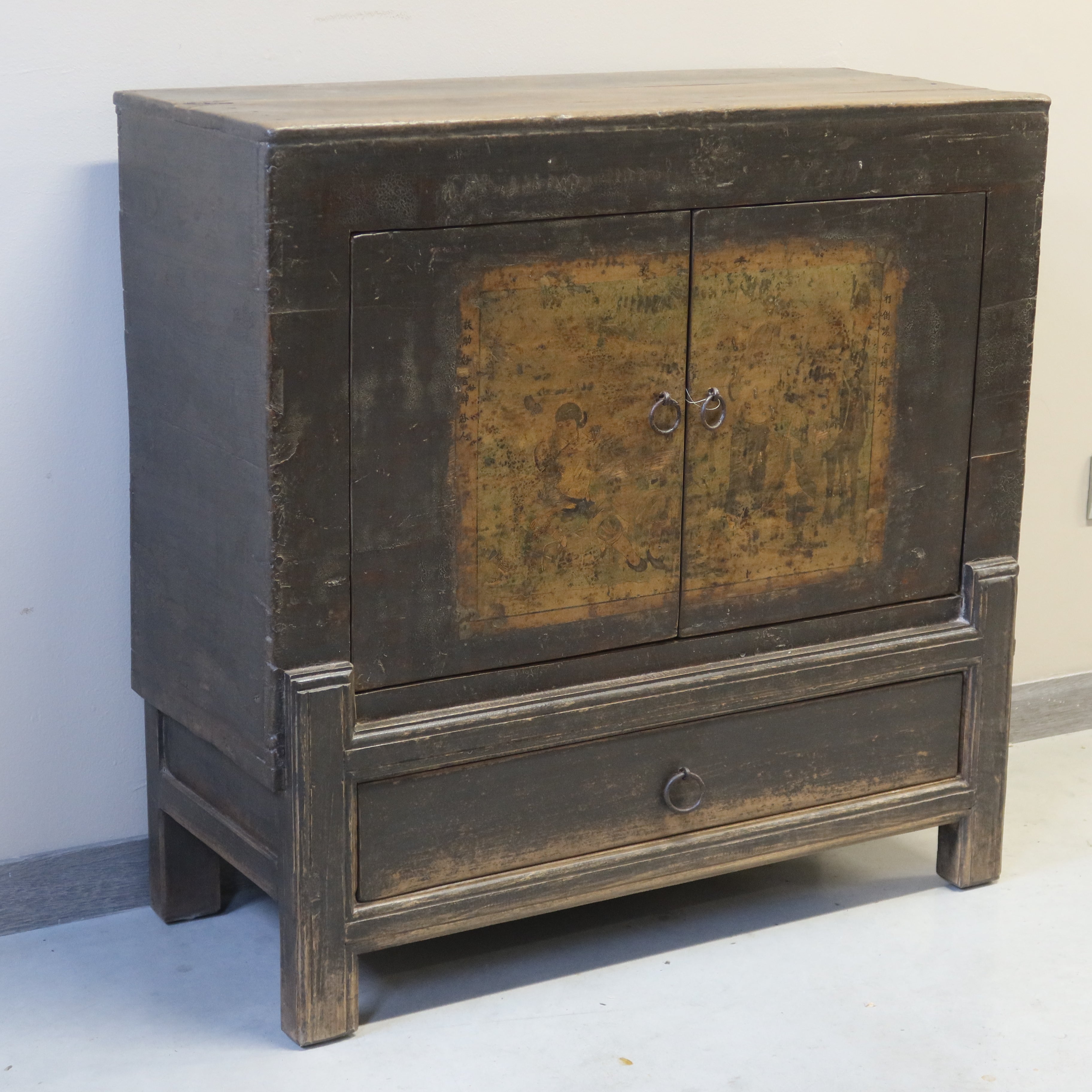 CREDENZINO CINESE OPERA DI PECHINO