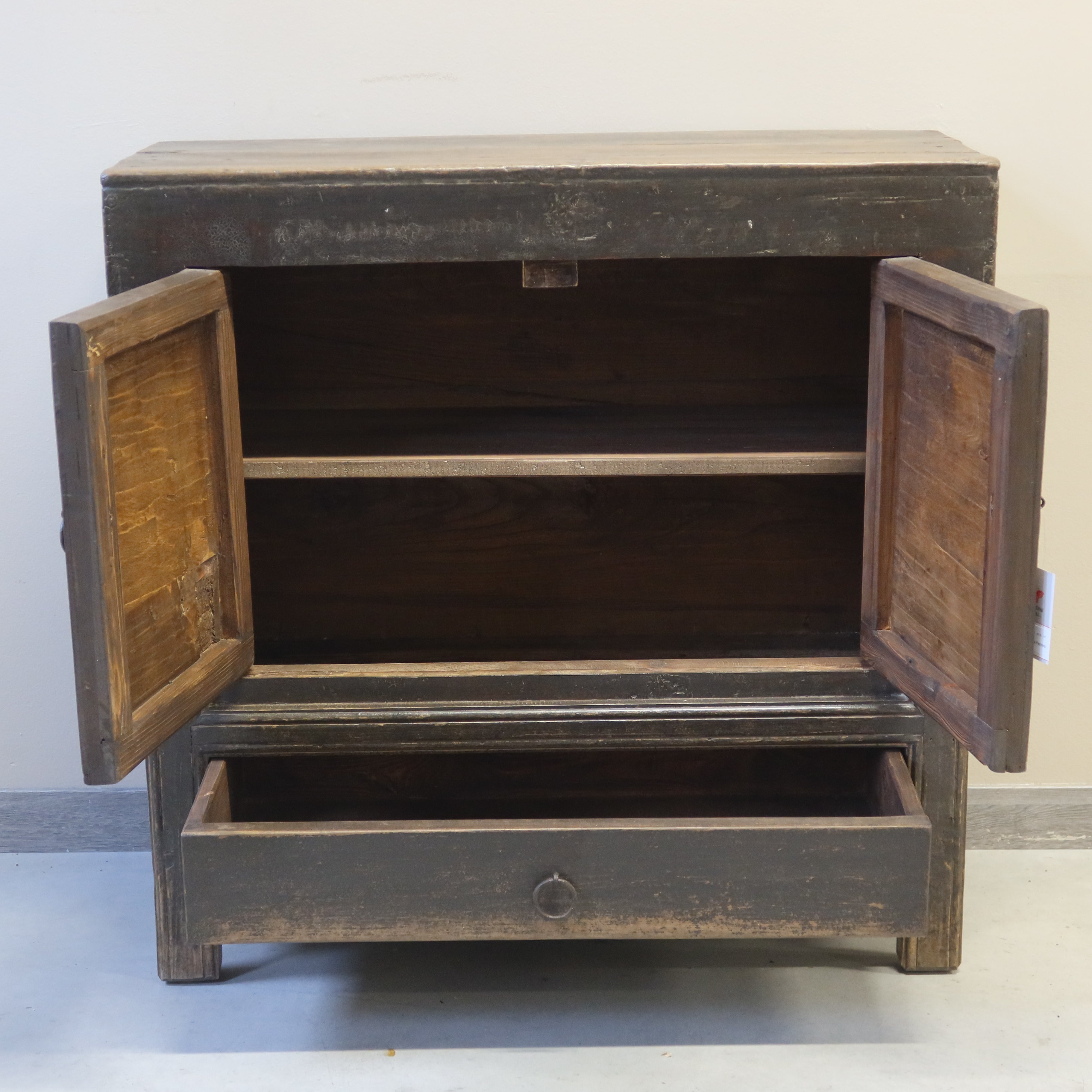 CREDENZINO CINESE OPERA DI PECHINO