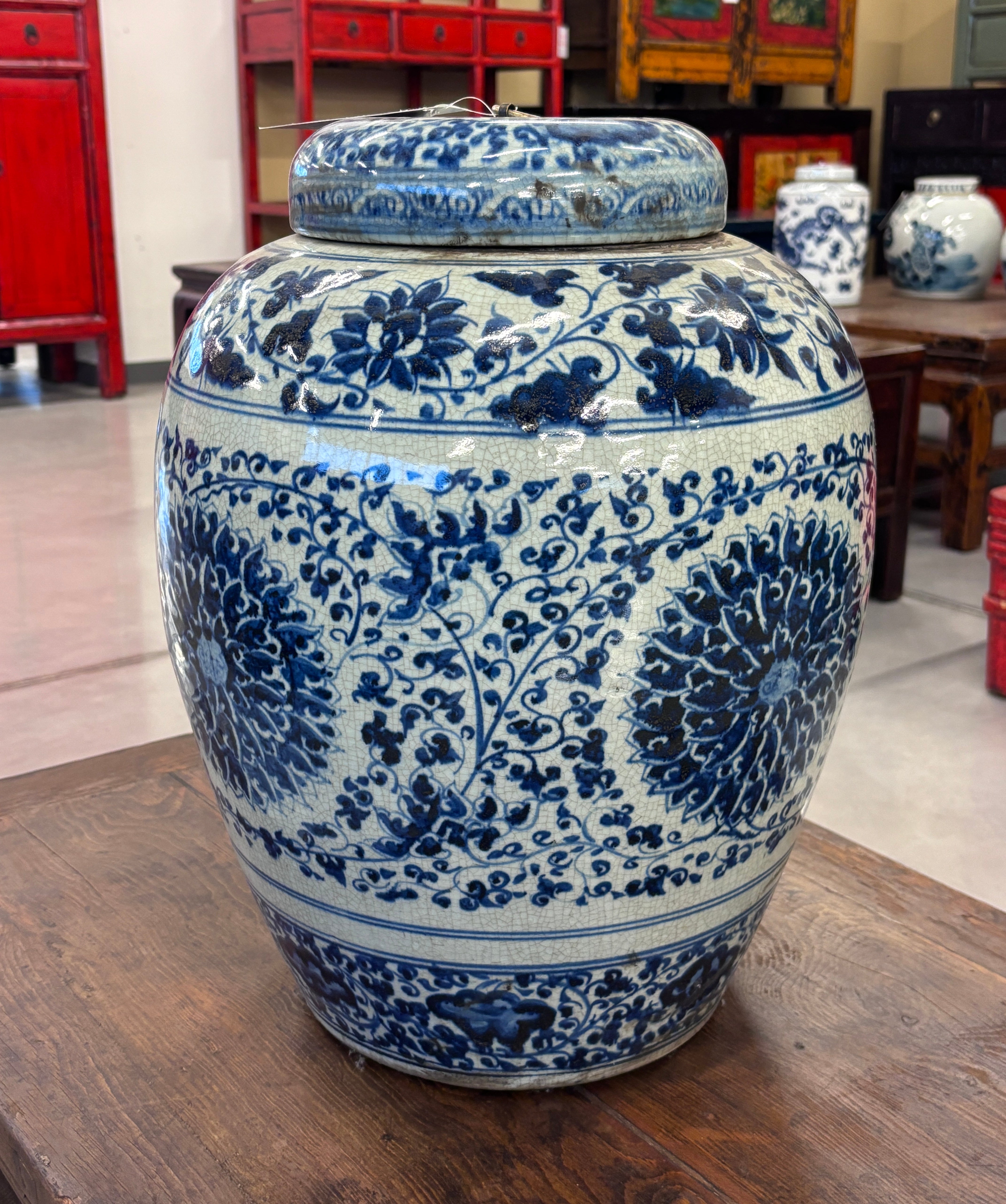 VASO CINESE STONDATO CON COPERCHIO