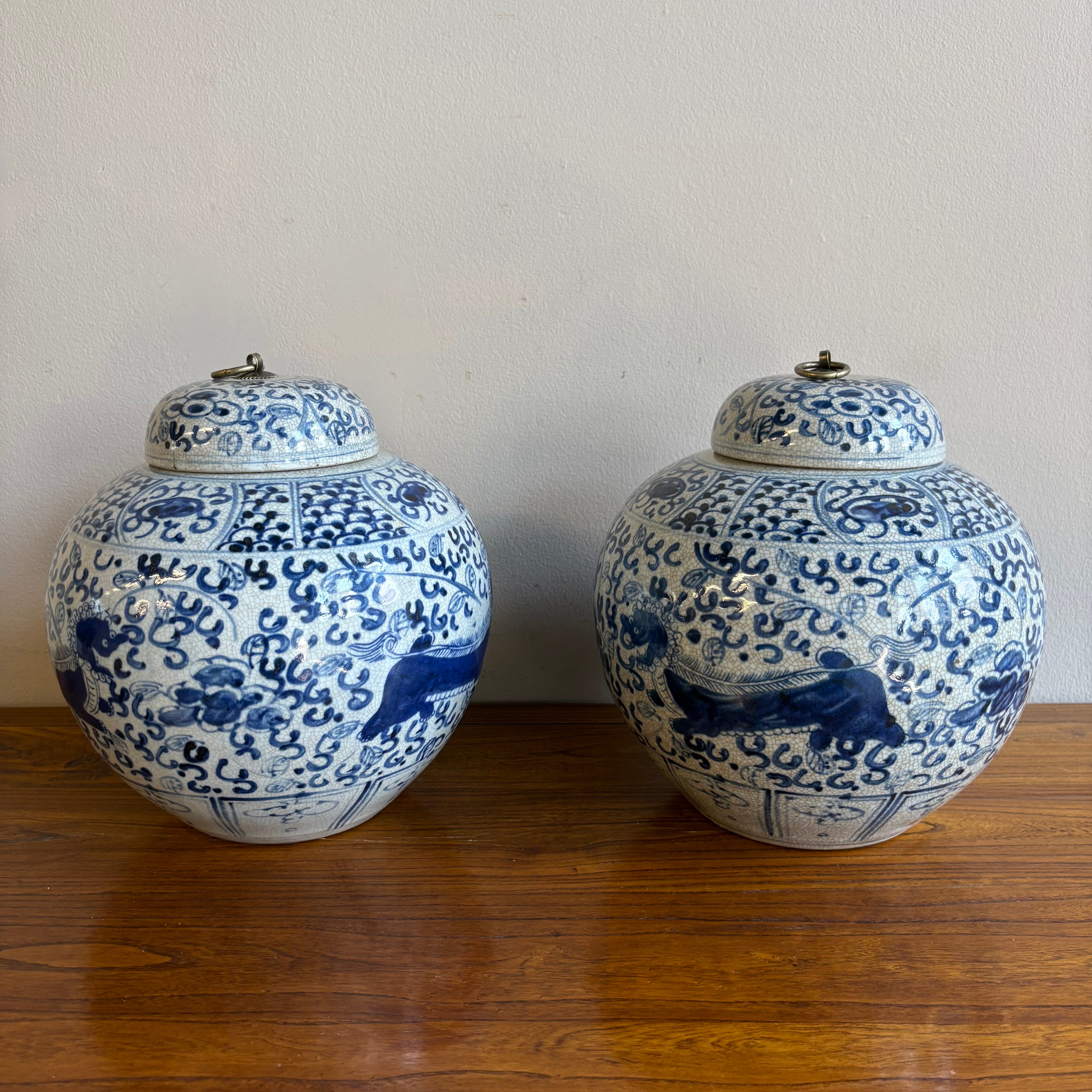 VASO CINESE IN CERAMICA CON COPERCHIO
