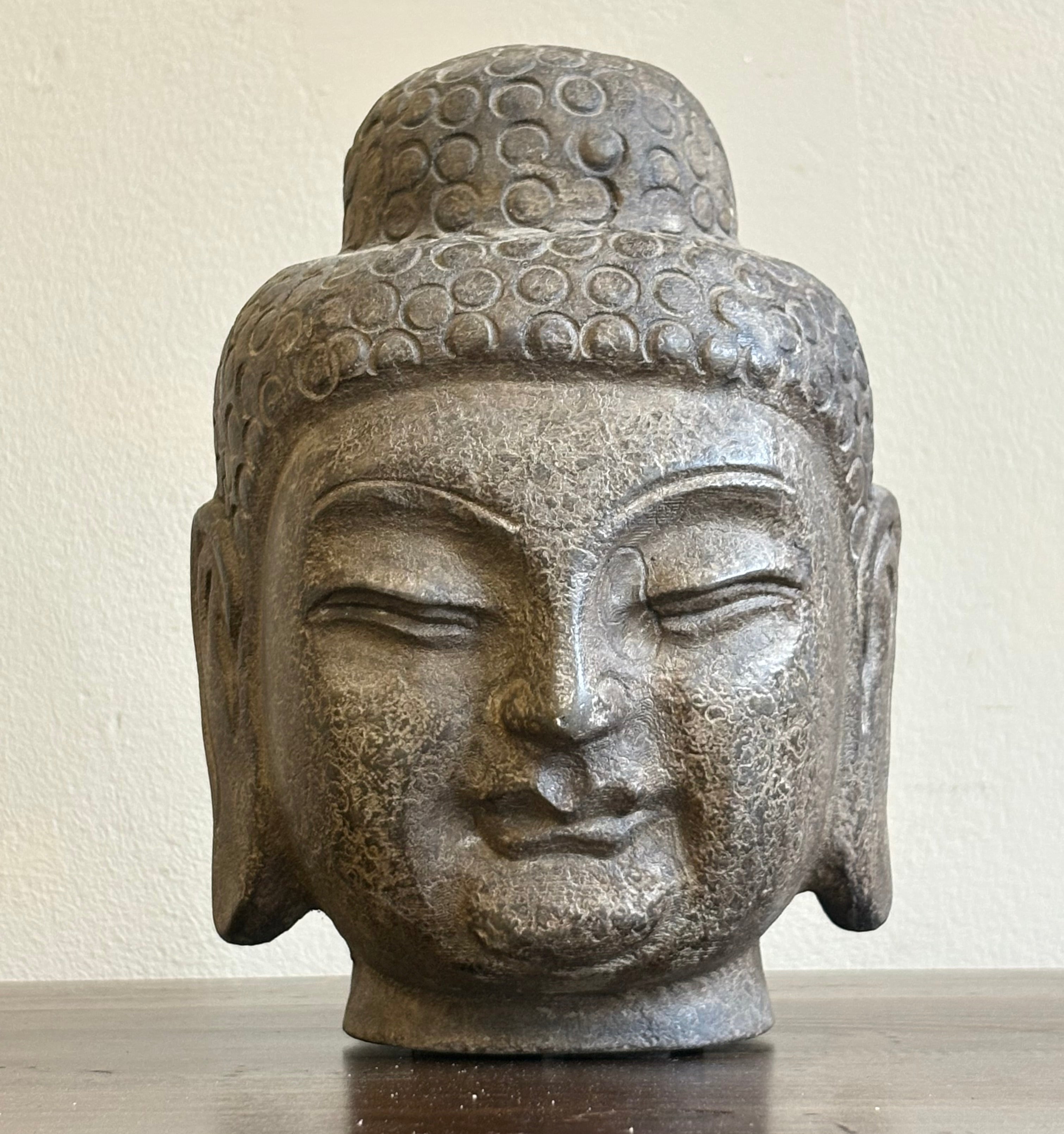 PICCOLA TESTA DI BUDDHA CINESE IN PIETRA