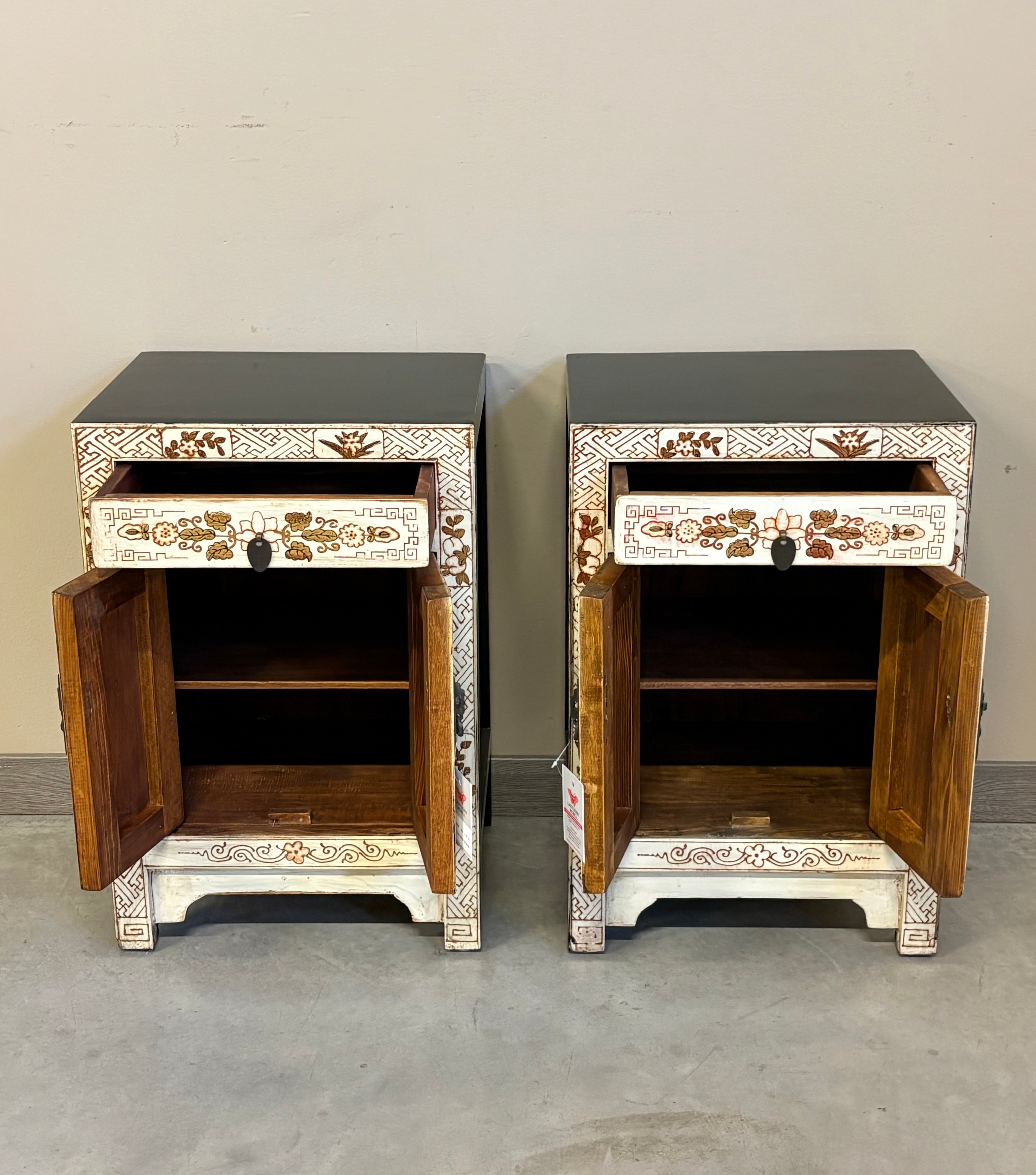 COMODINI CINESI SHANXI LACCA DECORATA