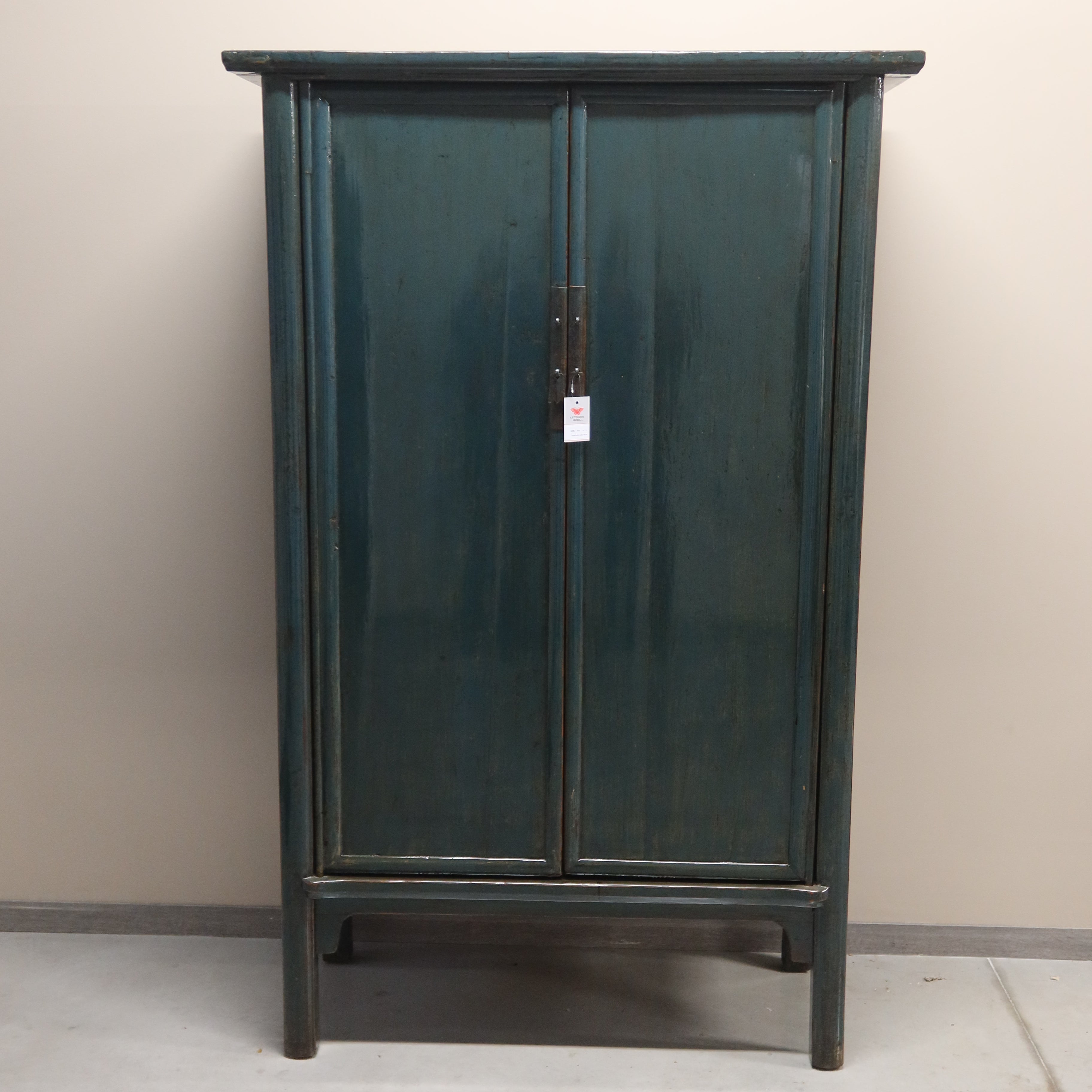 GRANDE ARMADIO CINESE IN LACCA