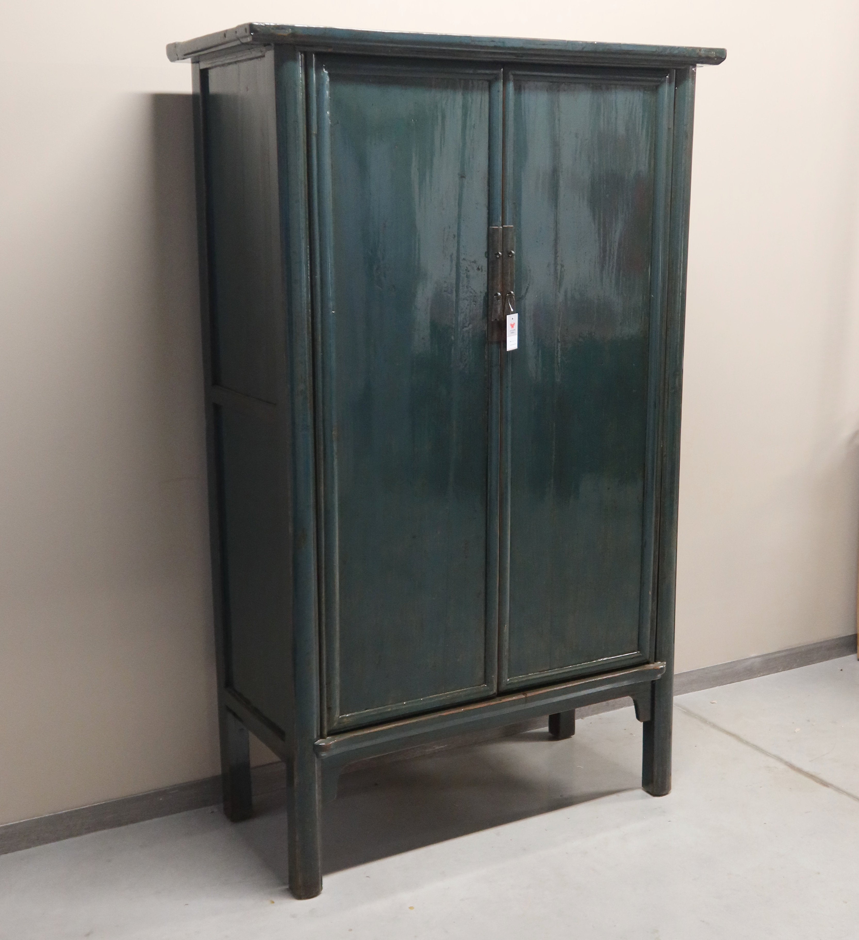 GRANDE ARMADIO CINESE IN LACCA