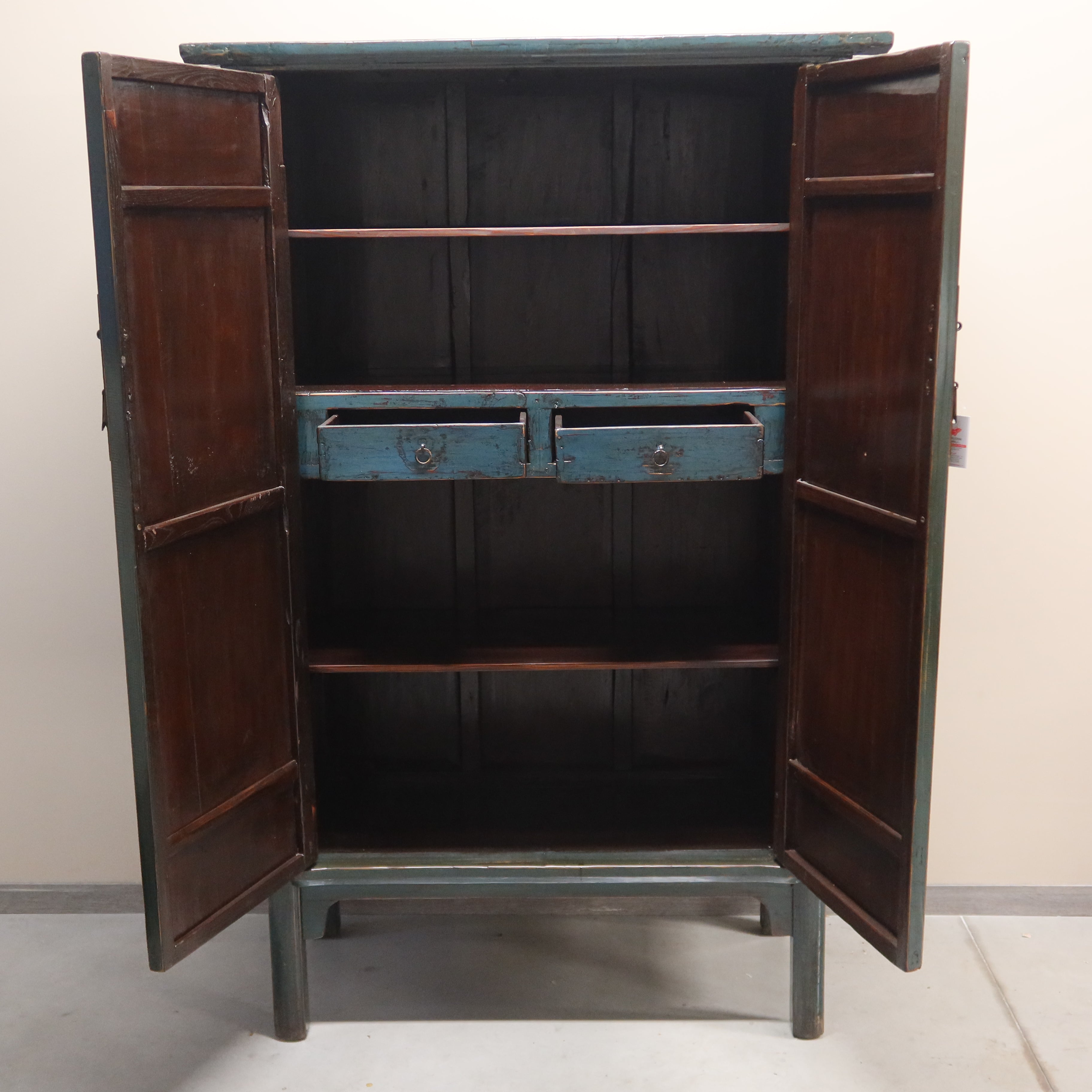 GRANDE ARMADIO CINESE IN LACCA