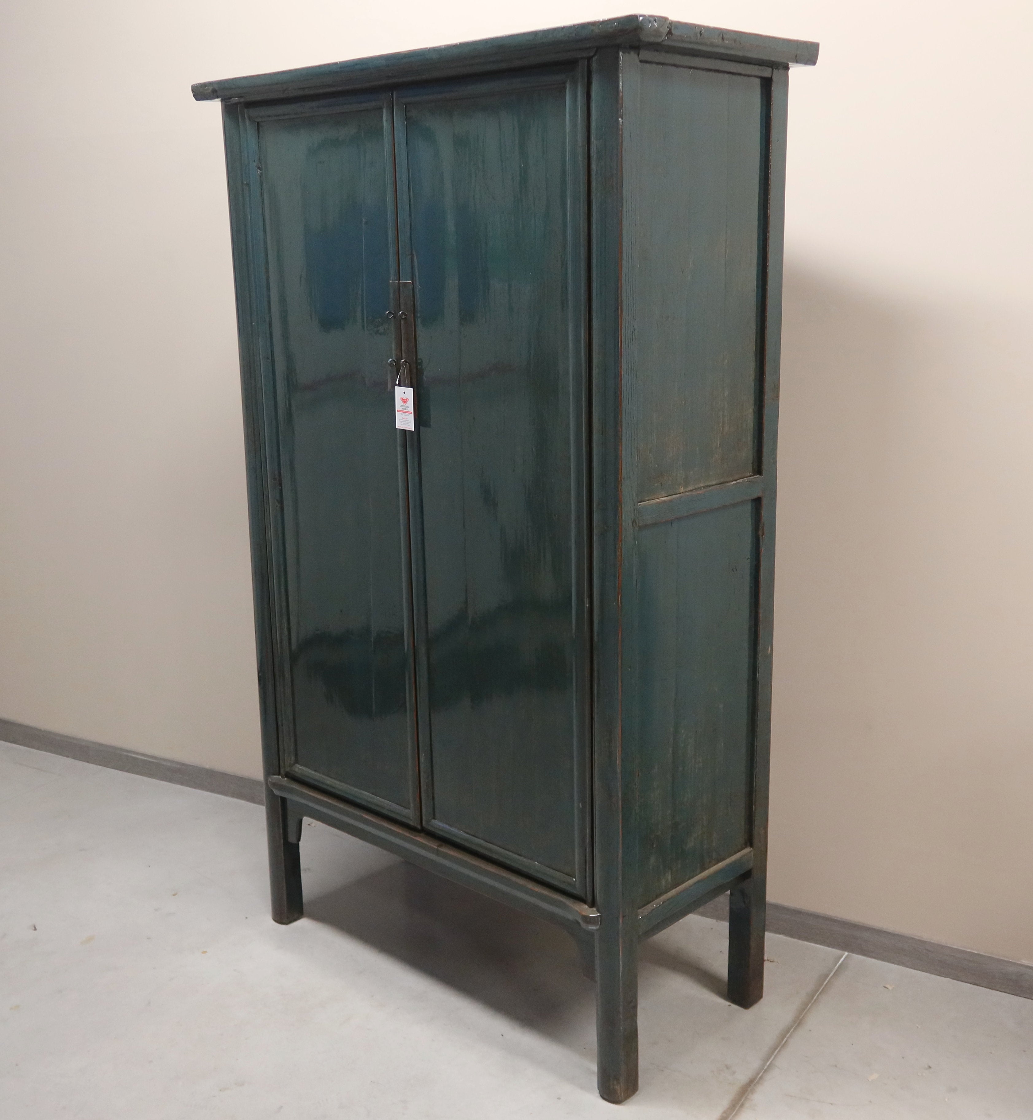 GRANDE ARMADIO CINESE IN LACCA