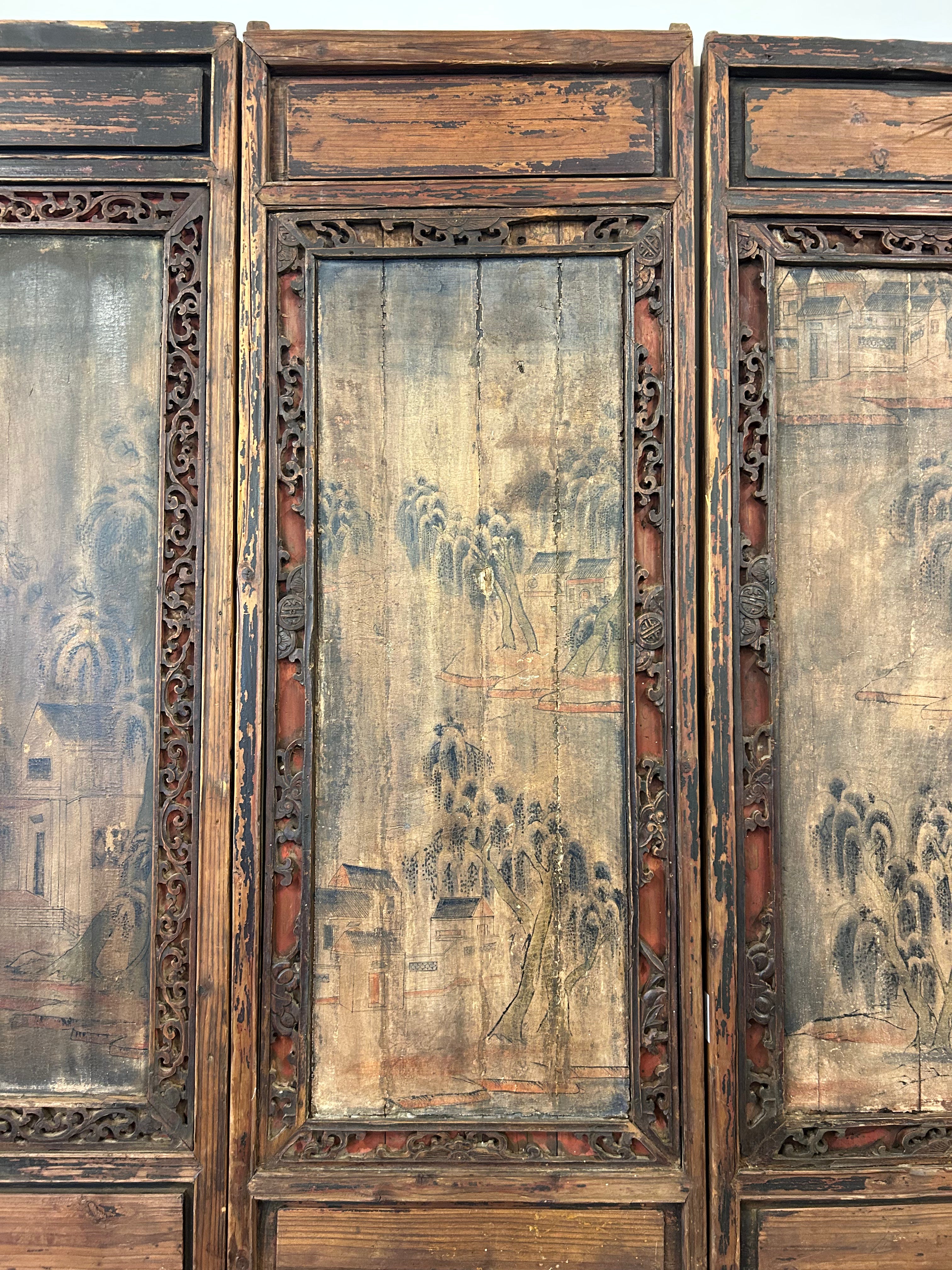 PANNELLI LIGNEI CON DECORI E INTAGLI