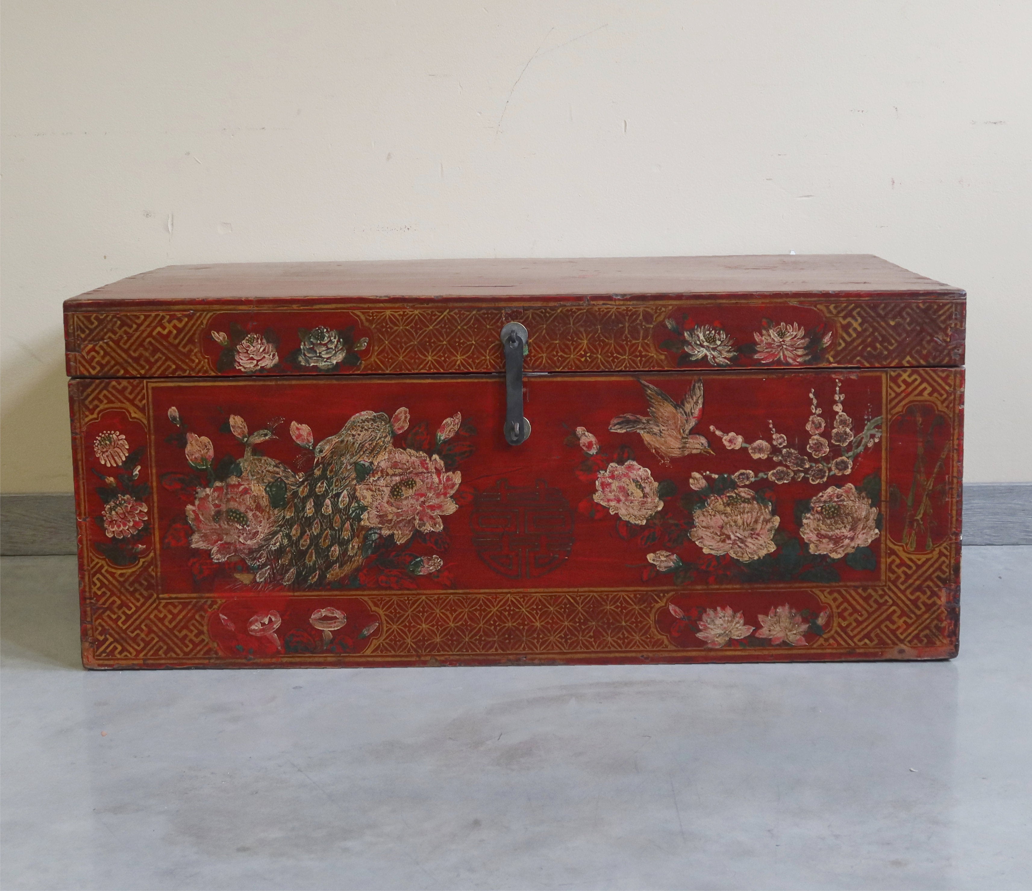BAULE MONGOLO DECORATO