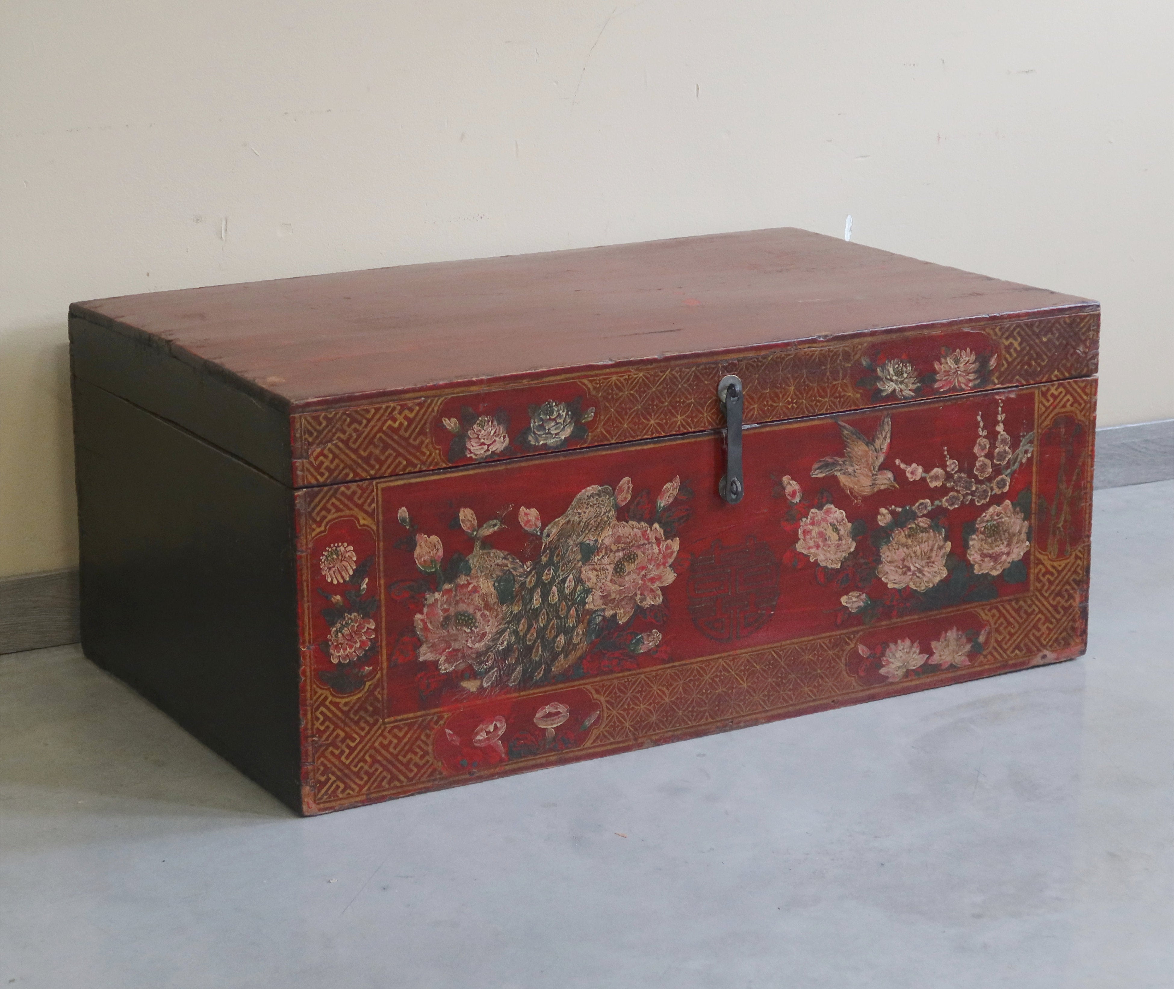 BAULE MONGOLO DECORATO