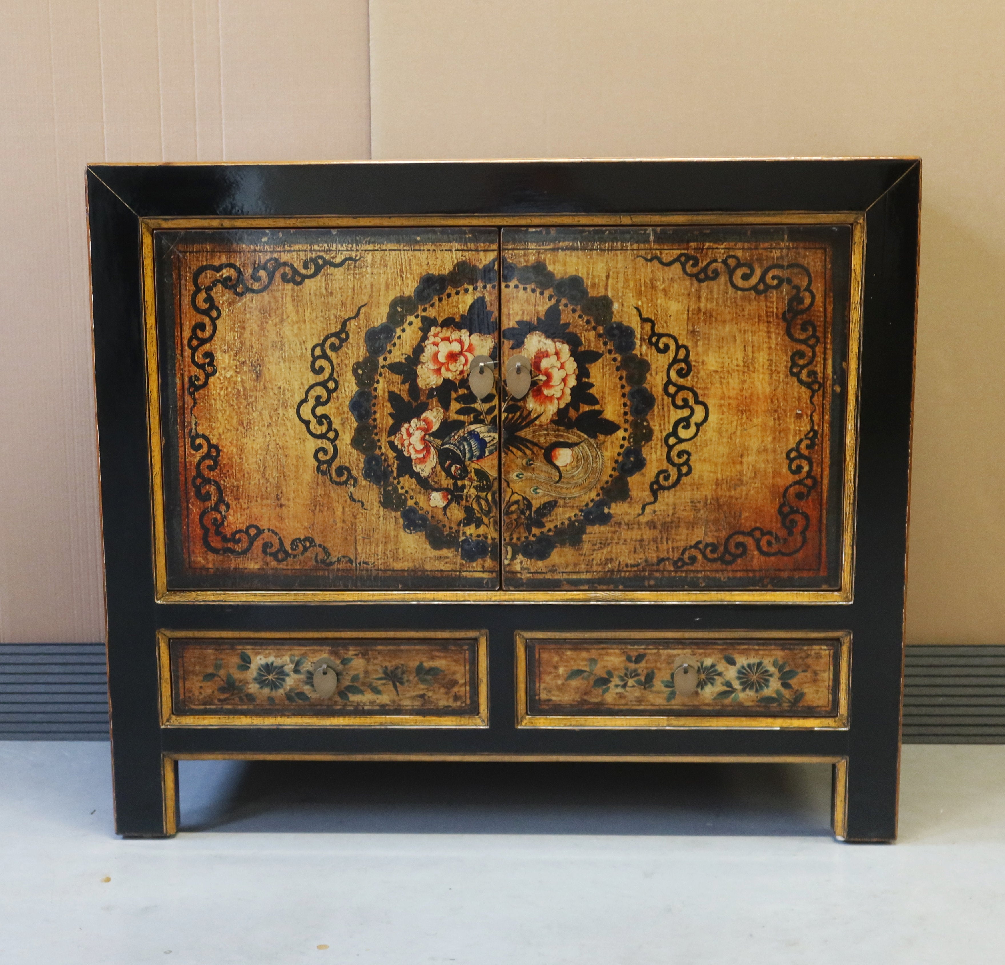 CREDENZA MONGOLIA LACCA DECORATA