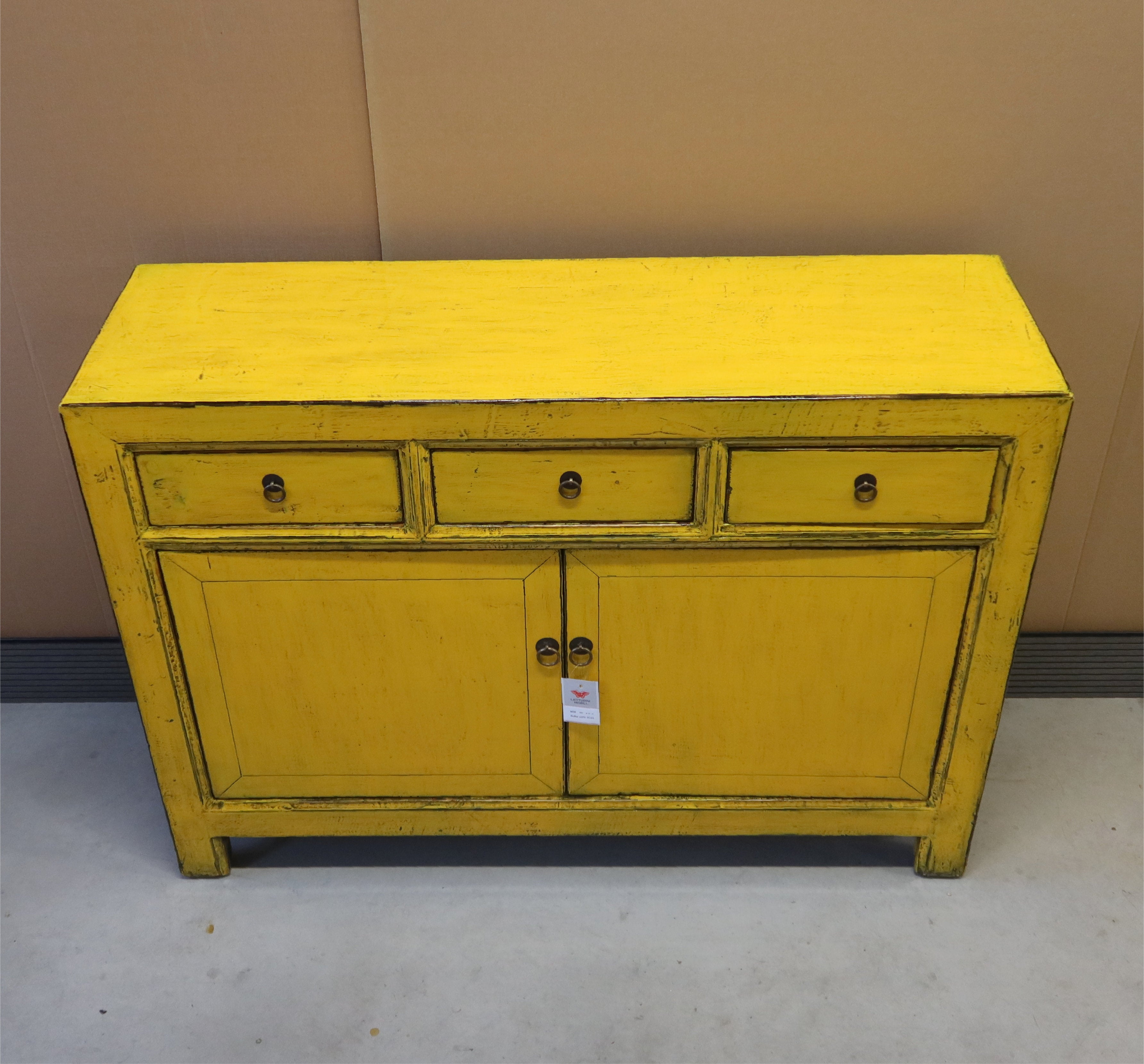 BUFFET GANZU LACCA GIALLA