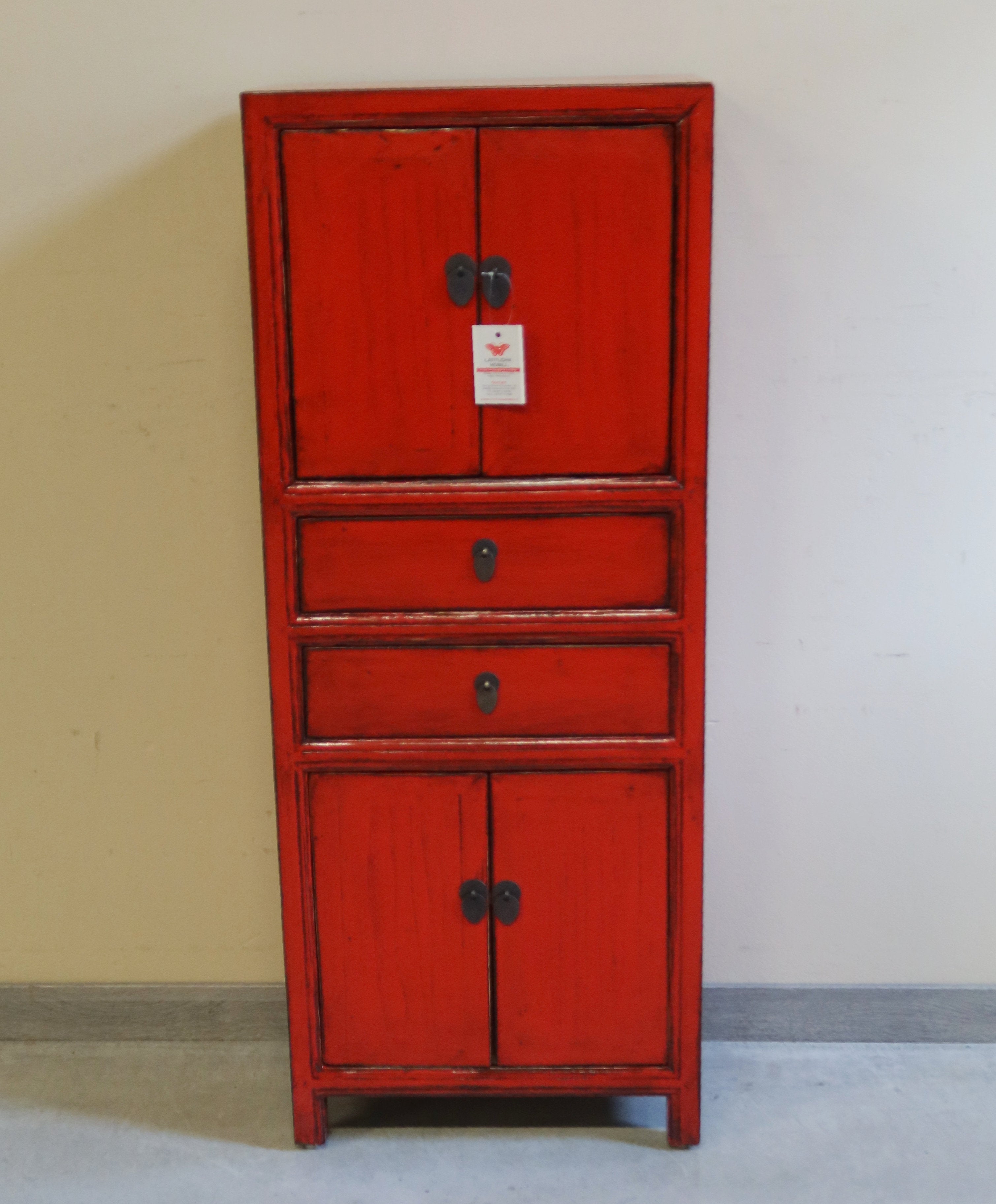 STRETTO ARMADIETTO LACCA ROSSA