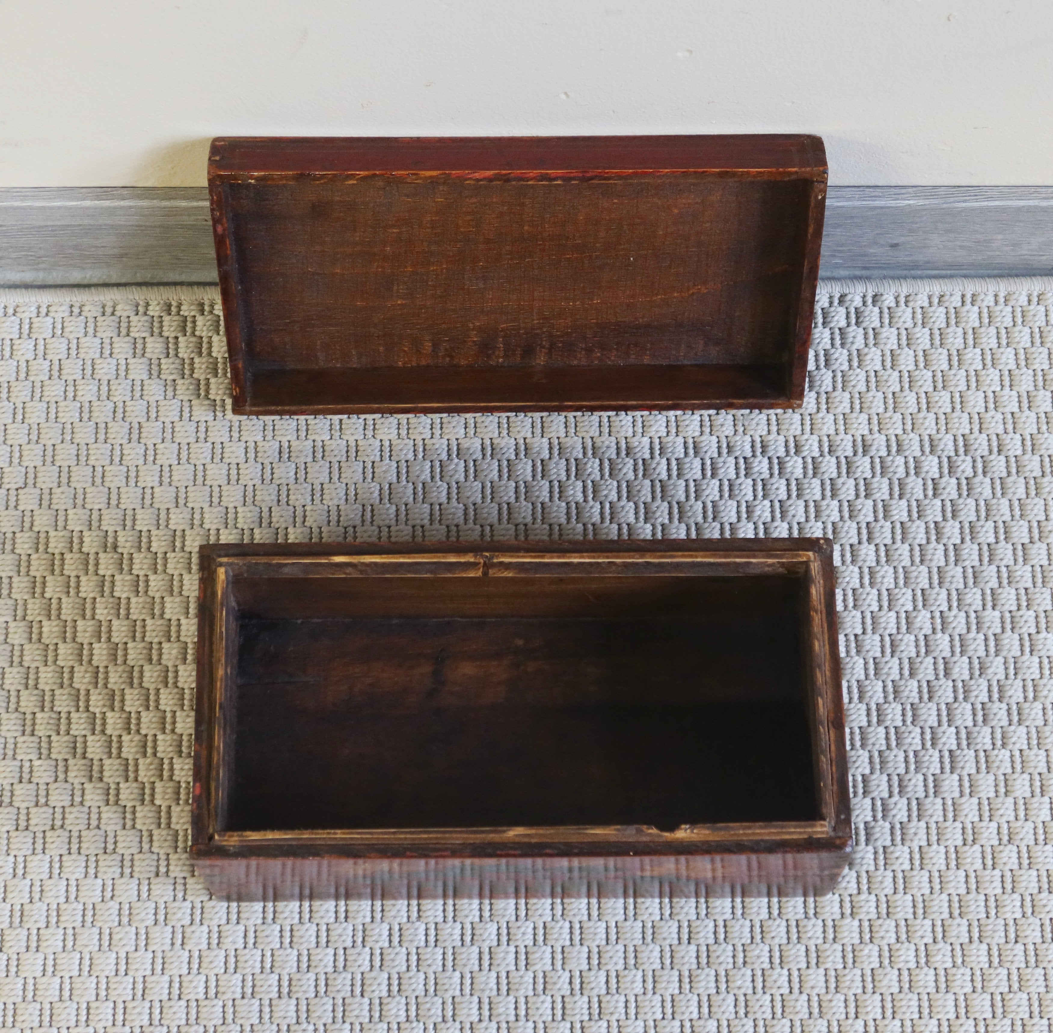 SCATOLA MONGOLIA DECORATA CON COPERCHIO