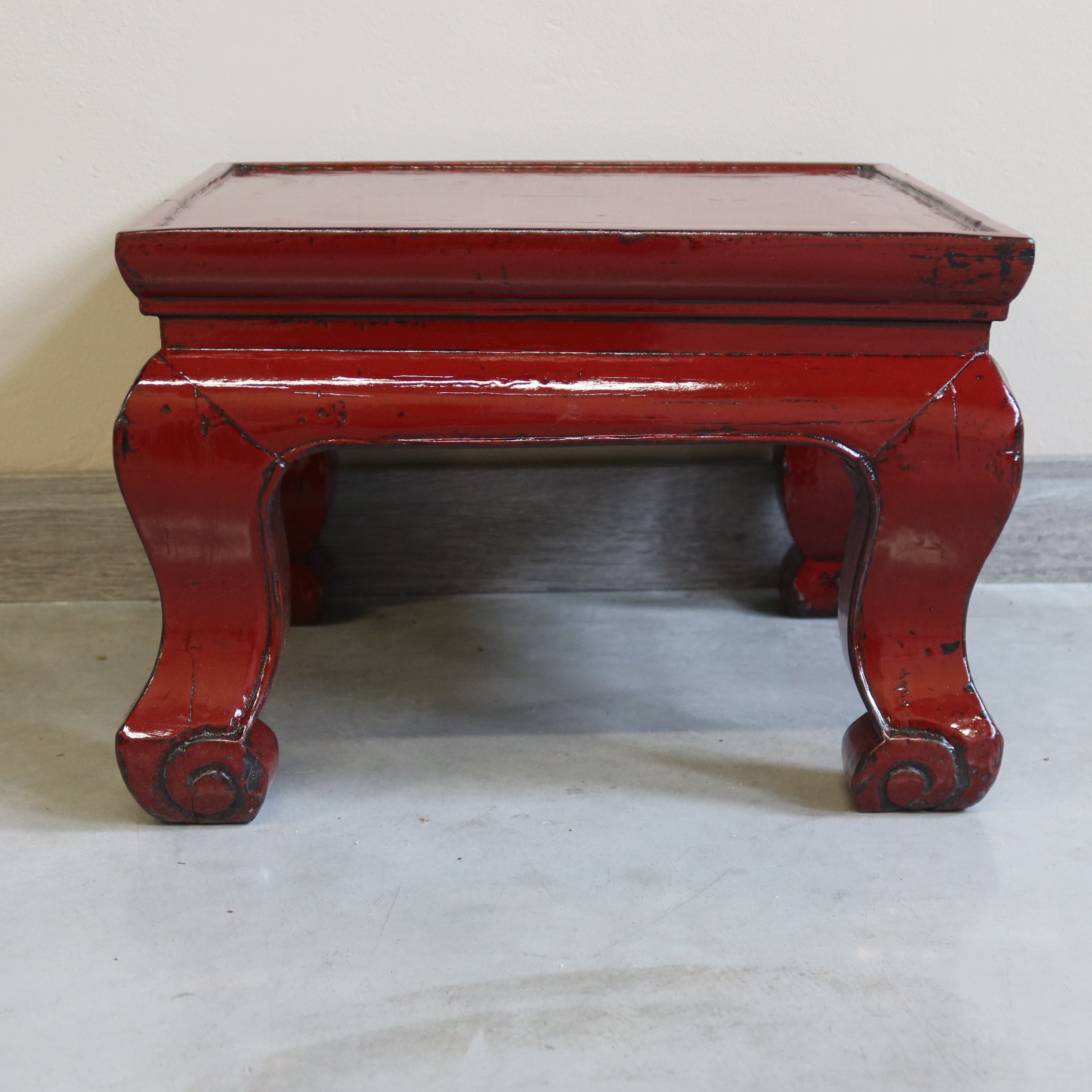 TAVOLINO OLMO CINESE LACCA BORDEUAX