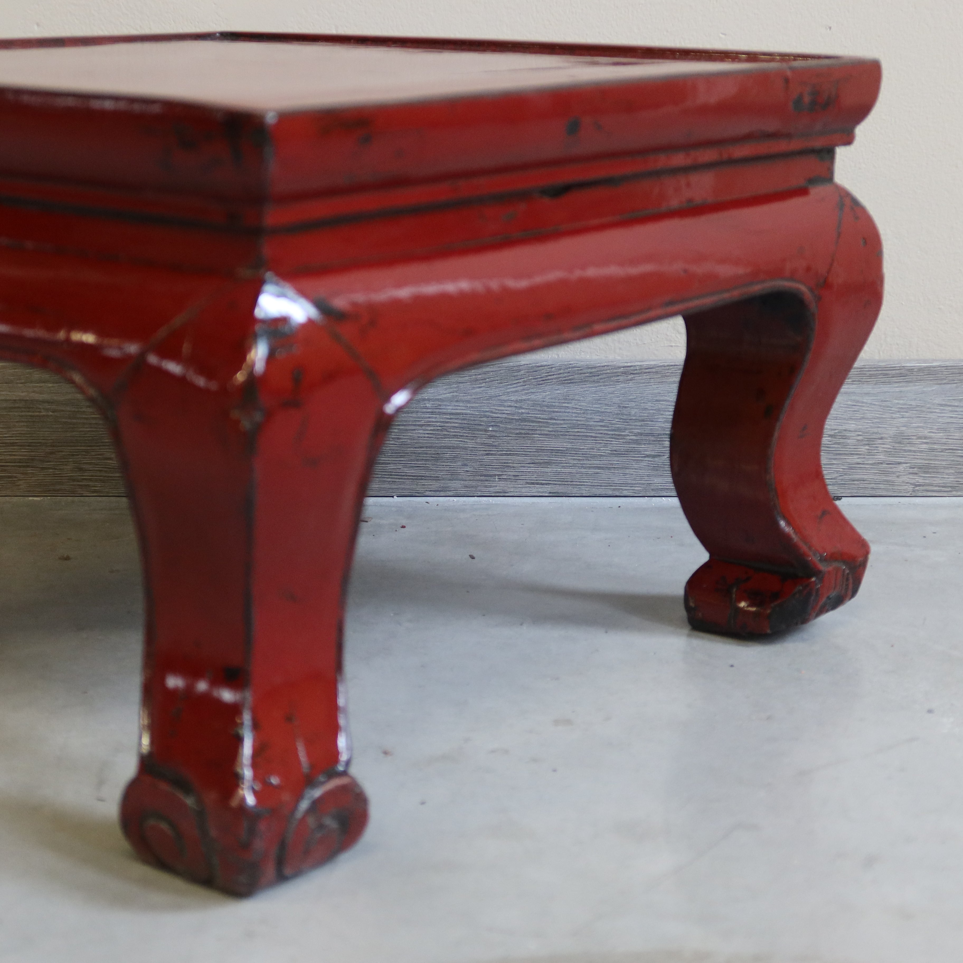 TAVOLINO OLMO CINESE LACCA BORDEUAX