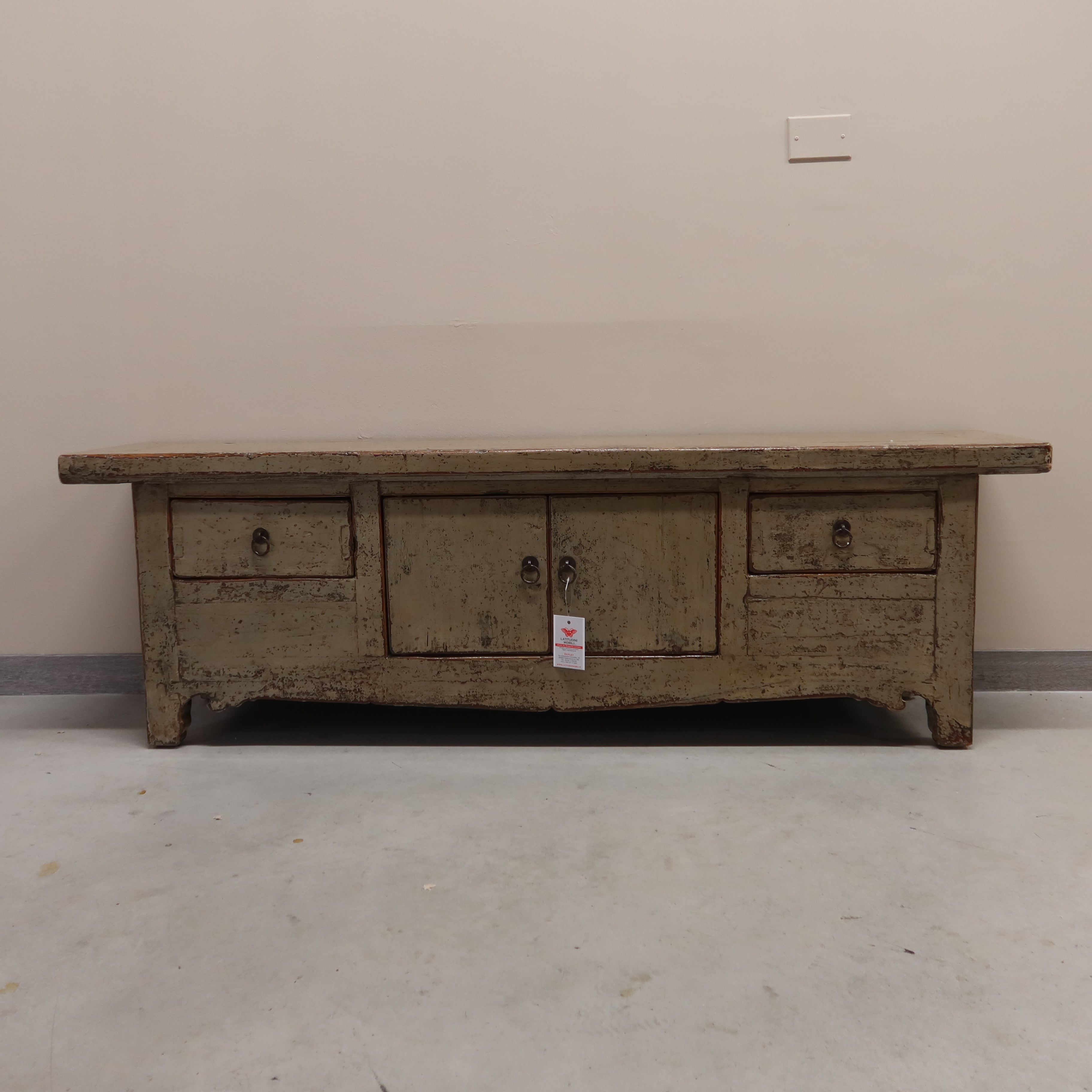 CASSAPANCA CINESE LACCATA CON TOP AGGETTANTE