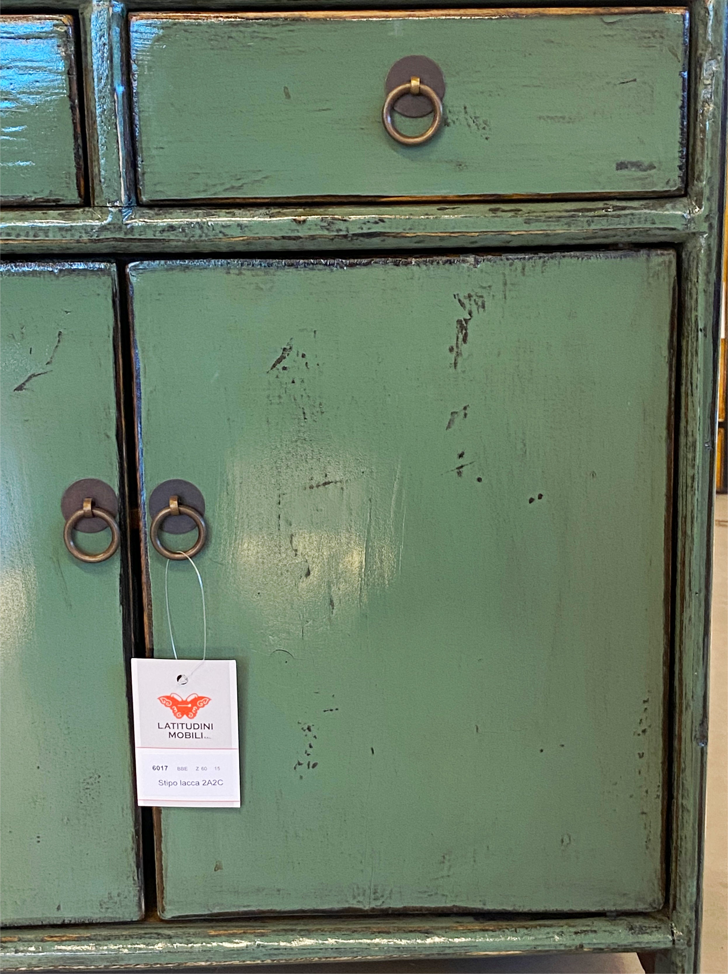 MOBILETTO CINESE LACCATO