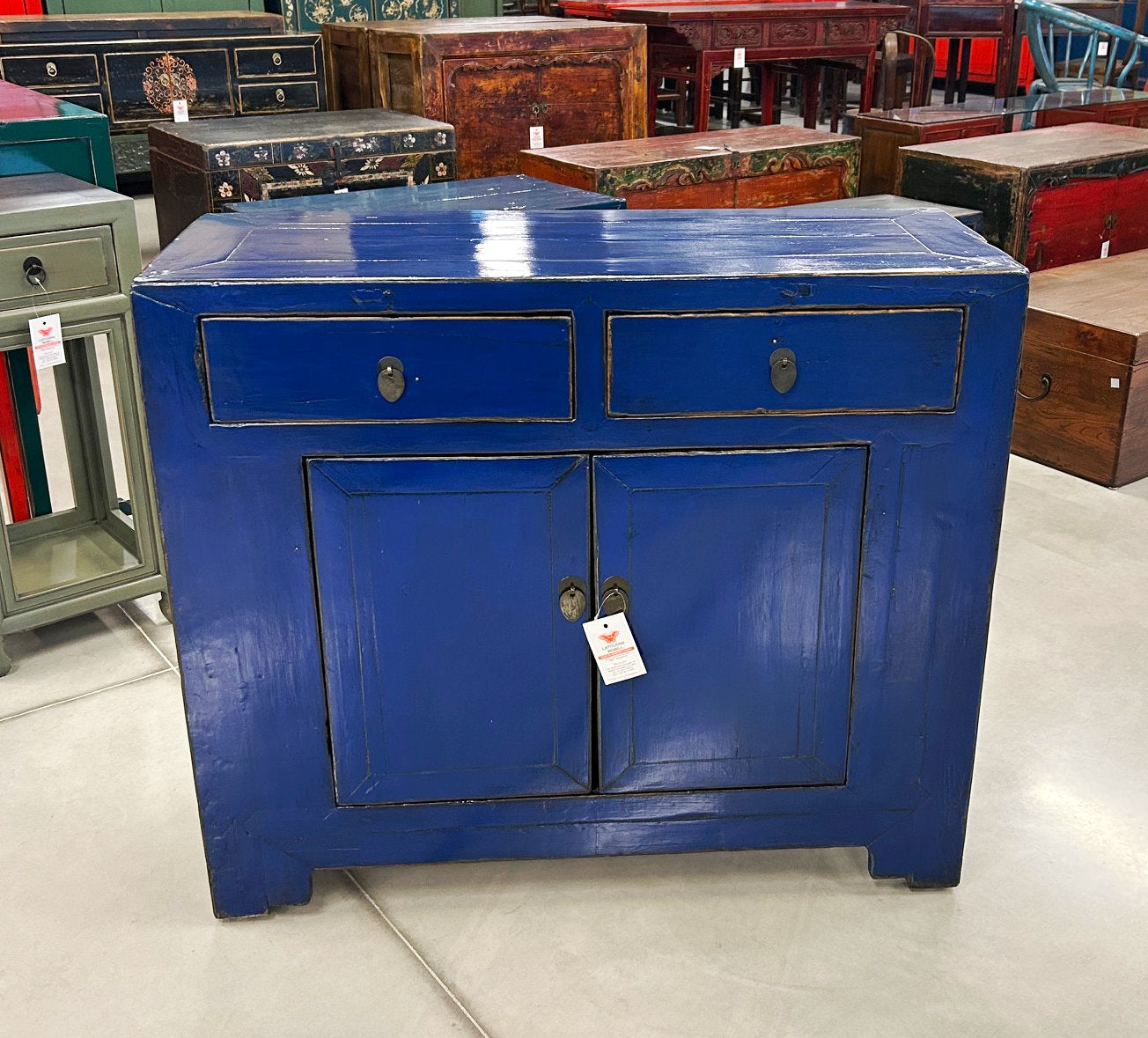CREDENZA CINESE IN LACCA BLU
