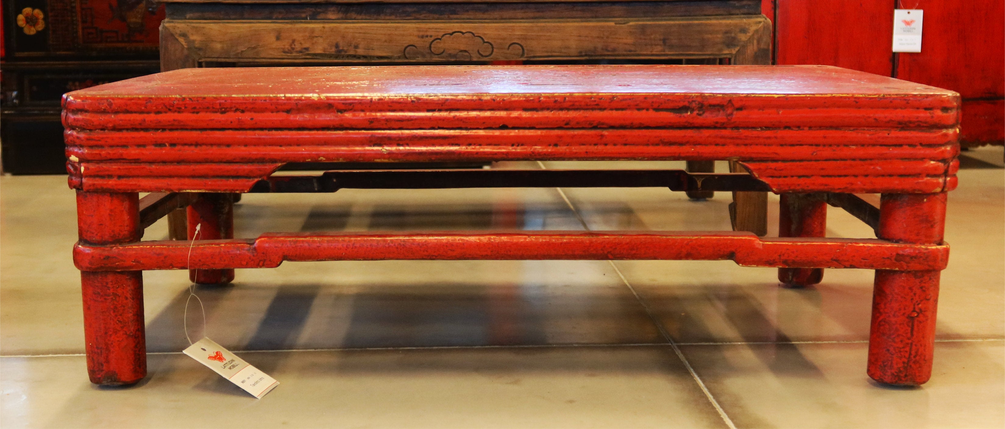 TAVOLINO CINESE LACCA ROSSA BORDO LISTELLATO