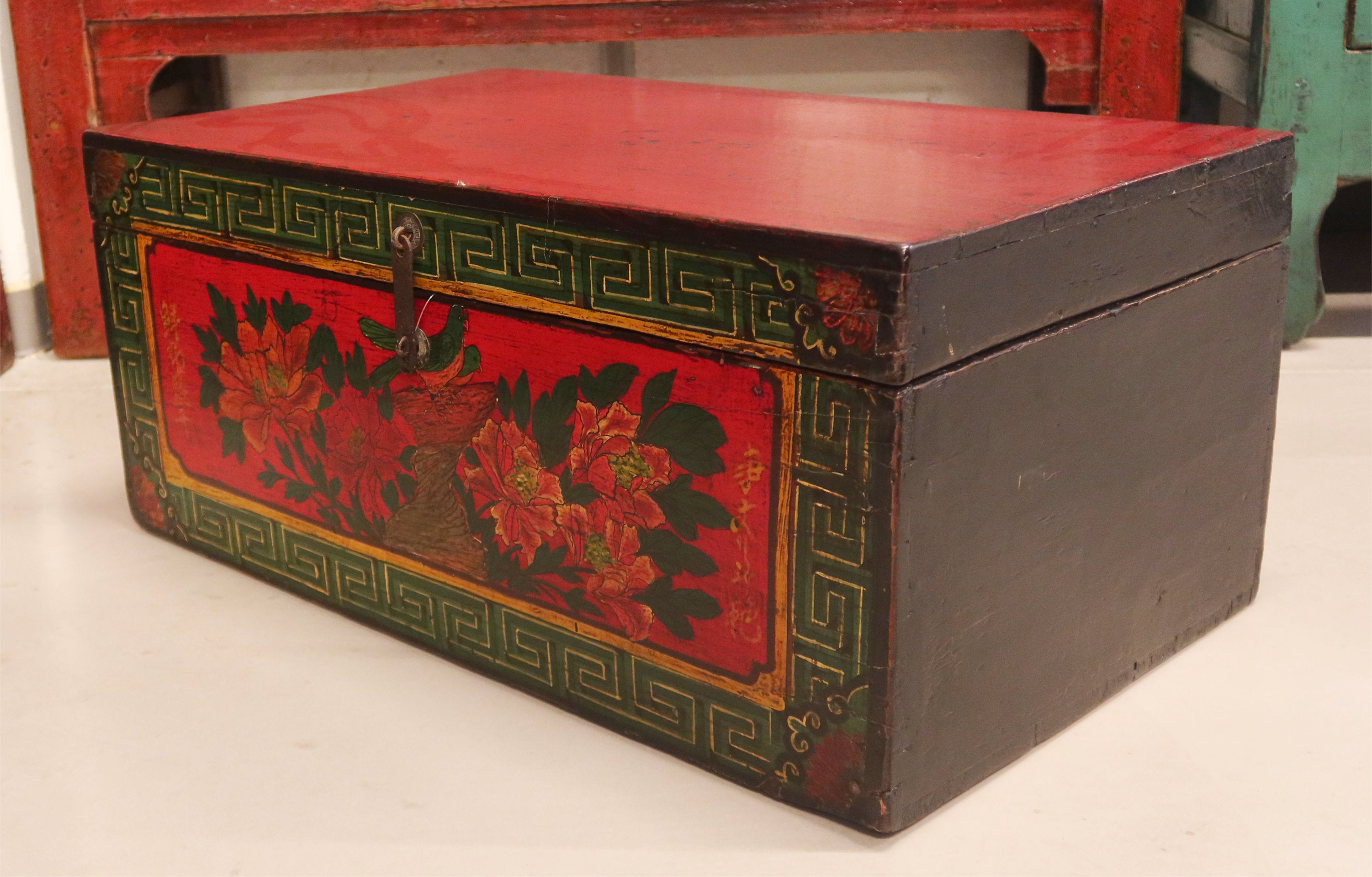 BAULE DELLA MONGOLIA DECORO FLOREALE
