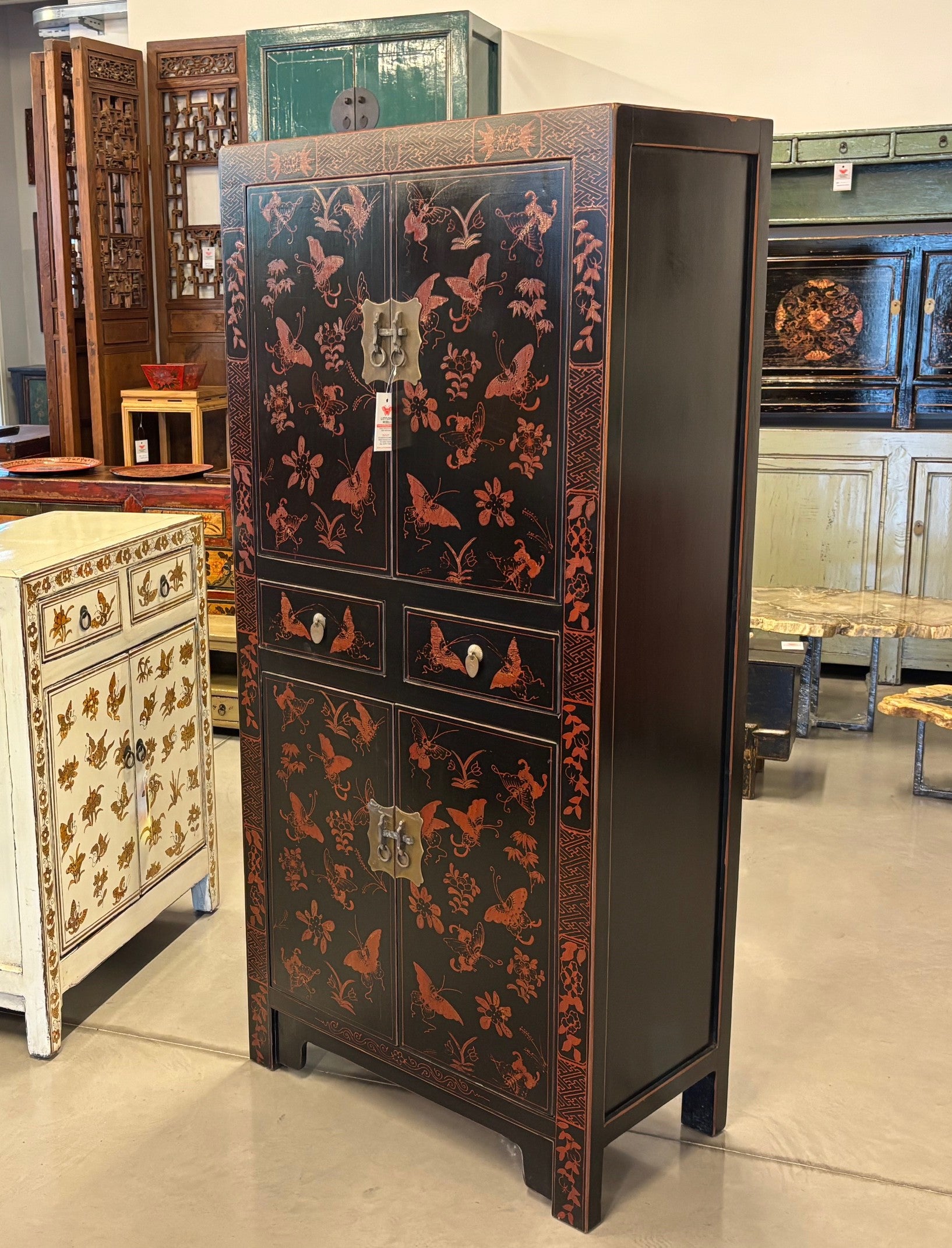 ARMADIETTO SHANXI DECORATO TAGLIA MEDIA