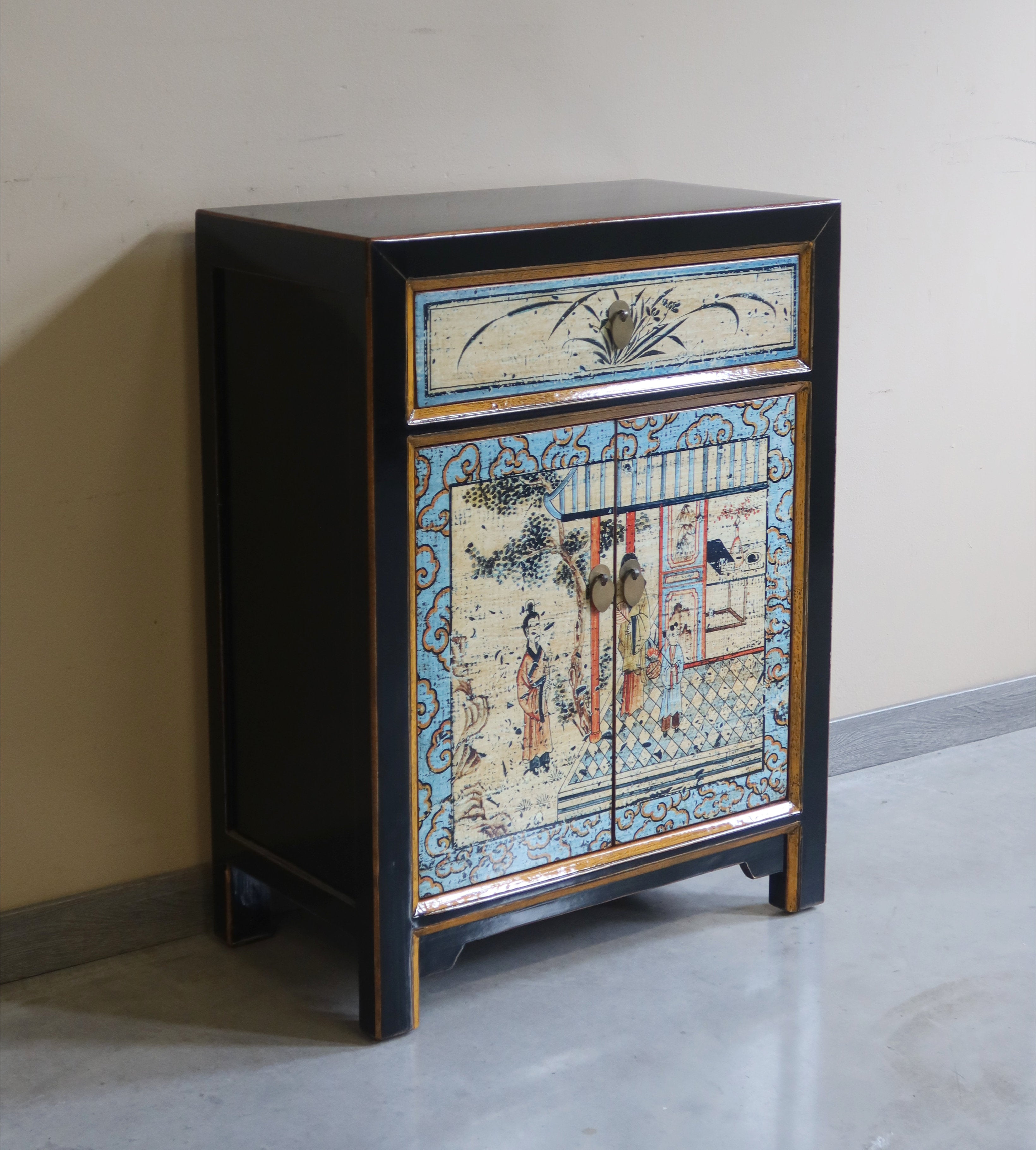 CREDENZINO MONGOLIA DECORATO