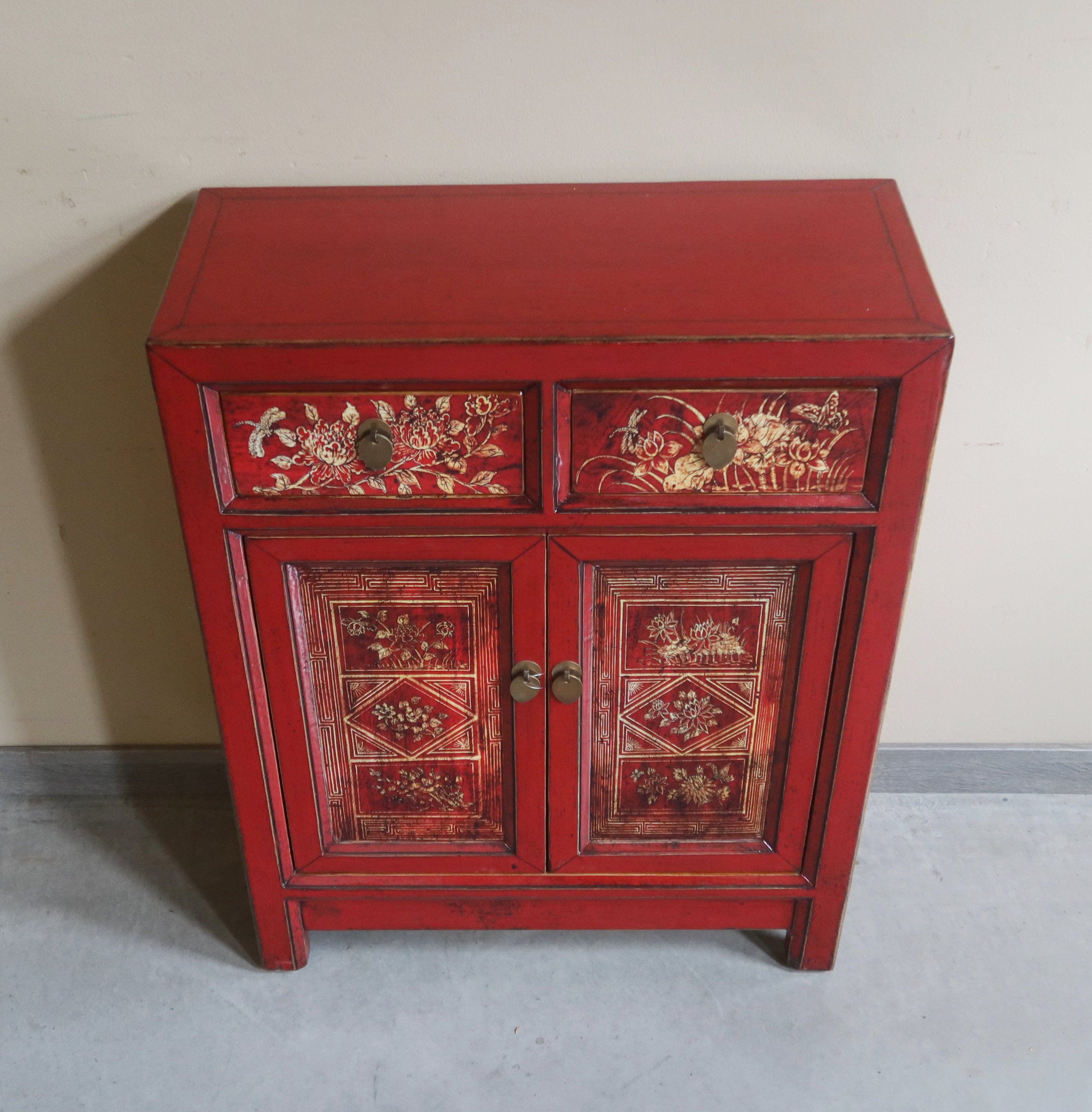 CREDENZINA MONGOLIA DECORATA