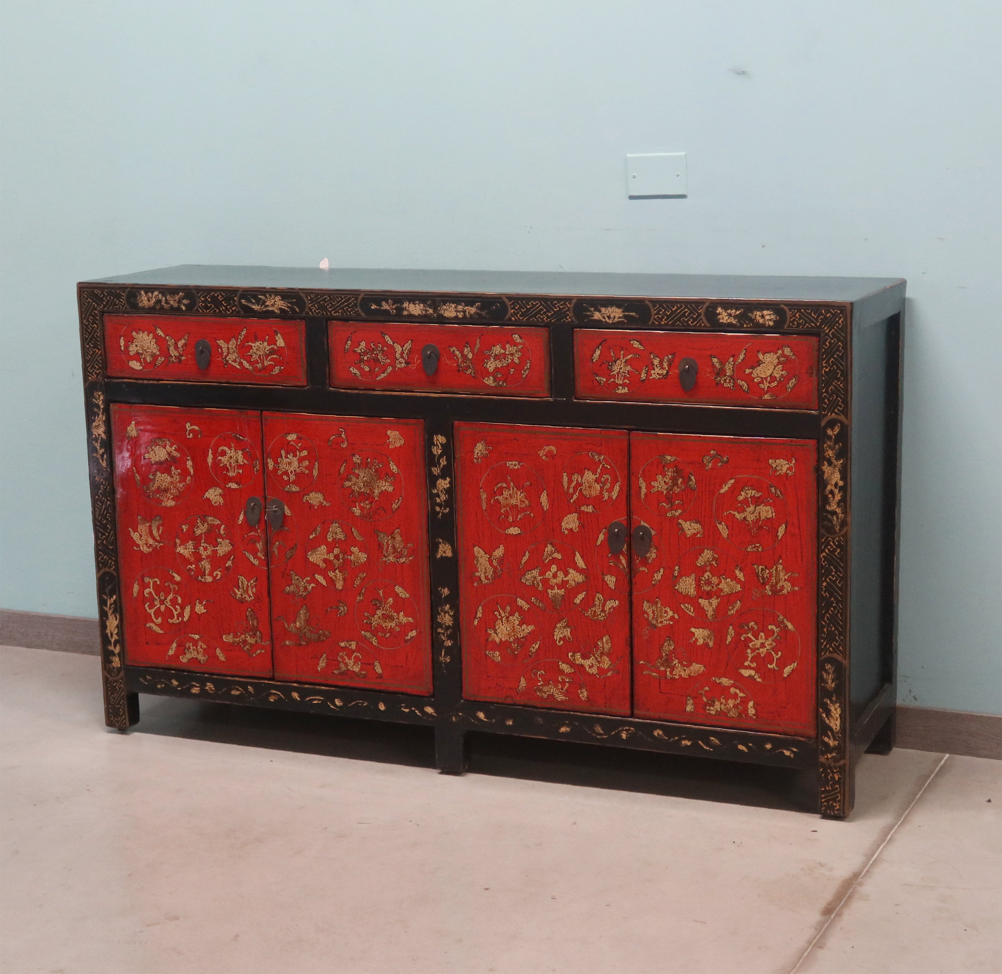 BUFFET CINESE DELLO SHANXI LACCA ROSSA DECORATA