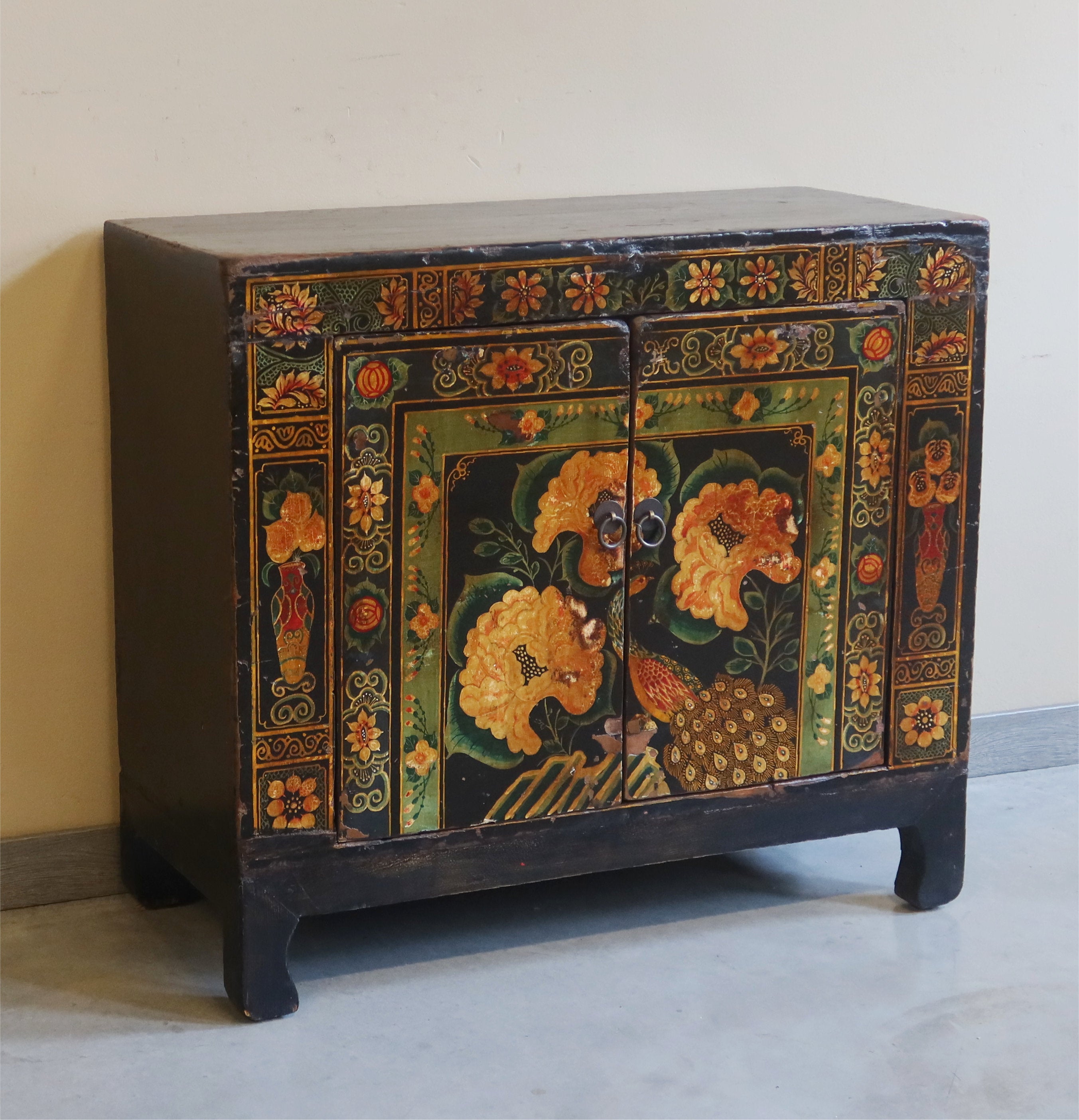 BAULE CINESE DECORATO CON APERTURA FRONTALE