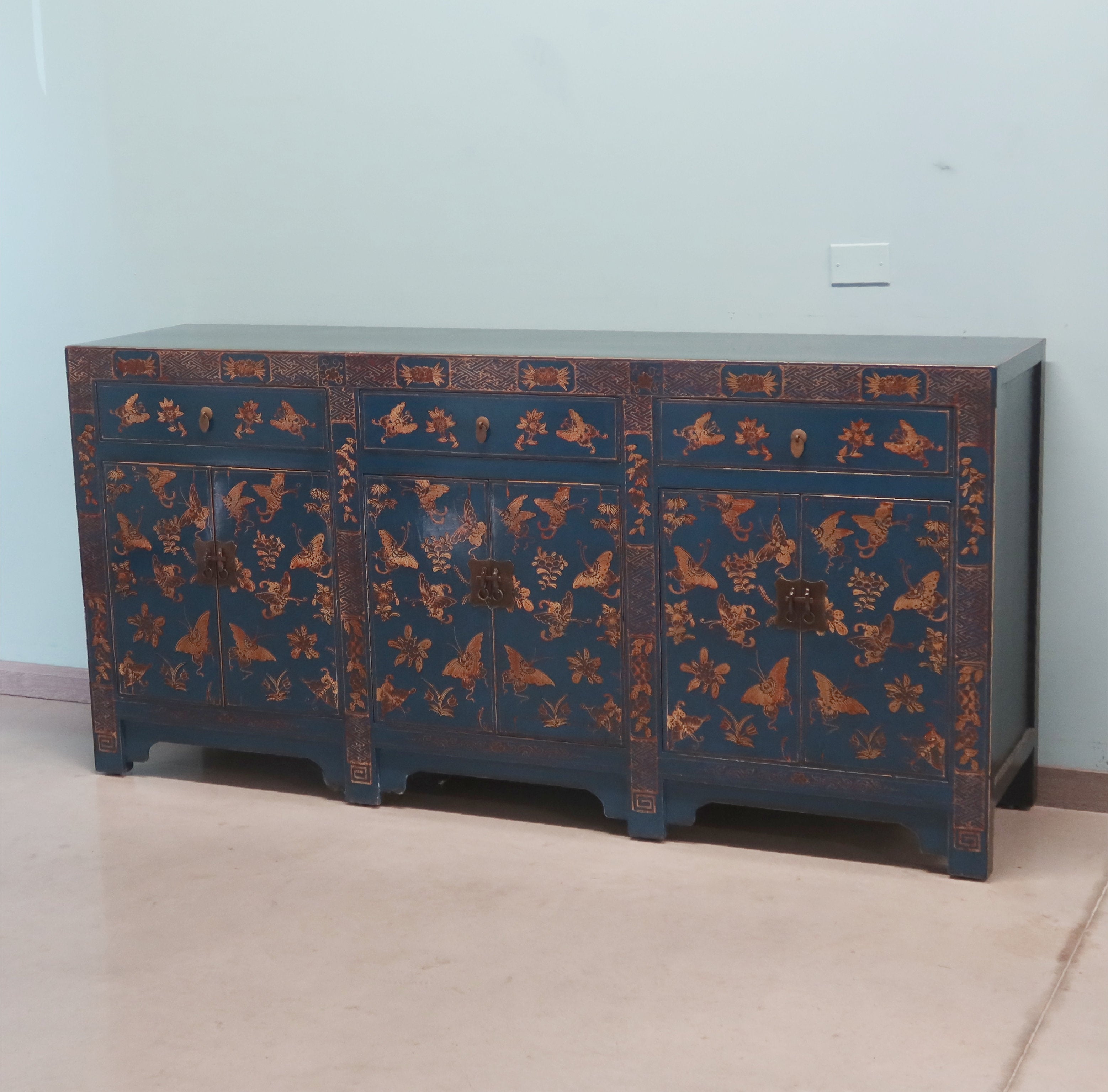 CREDENZA CINESE DI SHANXI A TRIPLO VANO