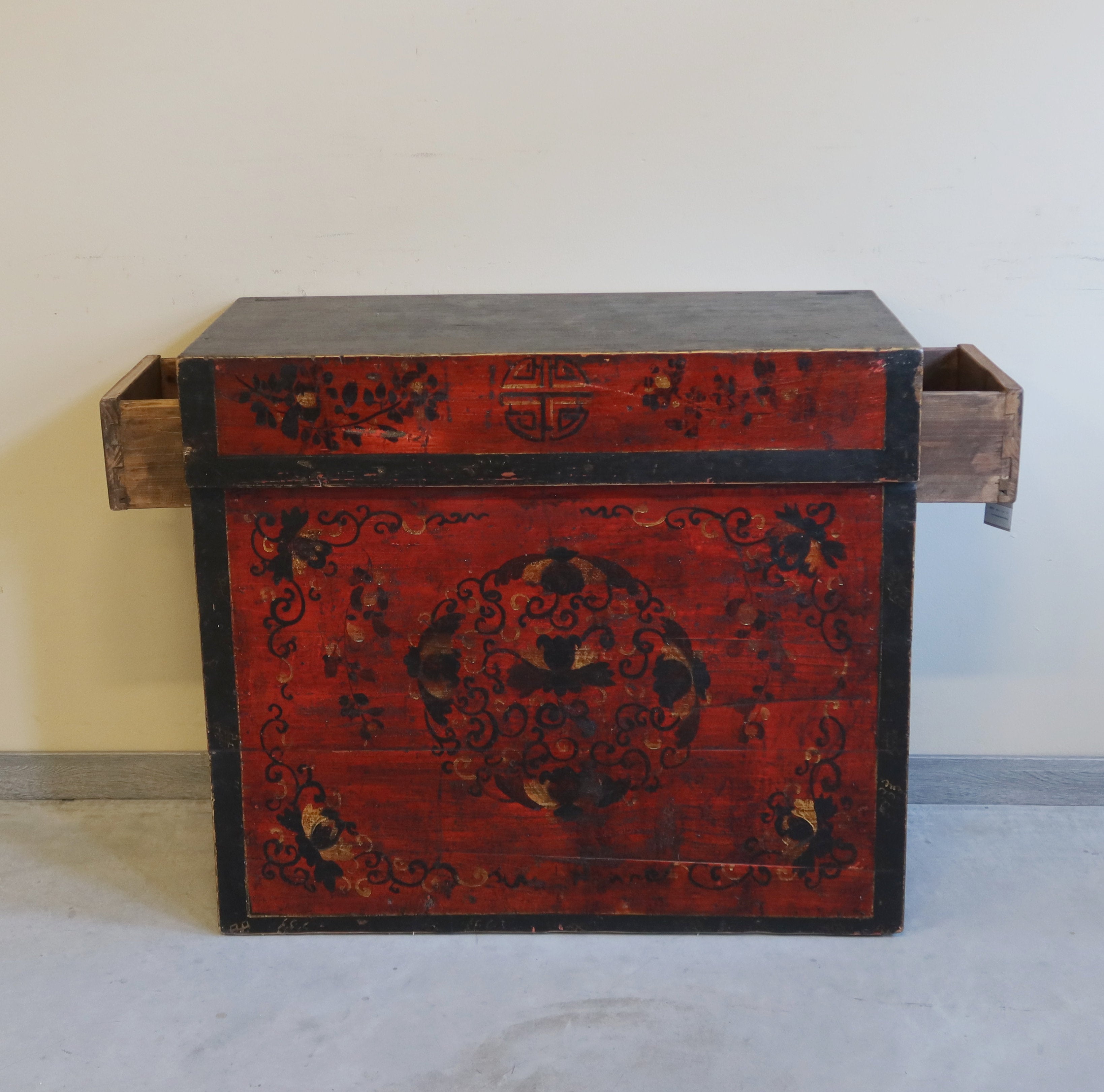 CONSOLLE MONGOLIA CON FRONTE A PANNELLO DECORATO