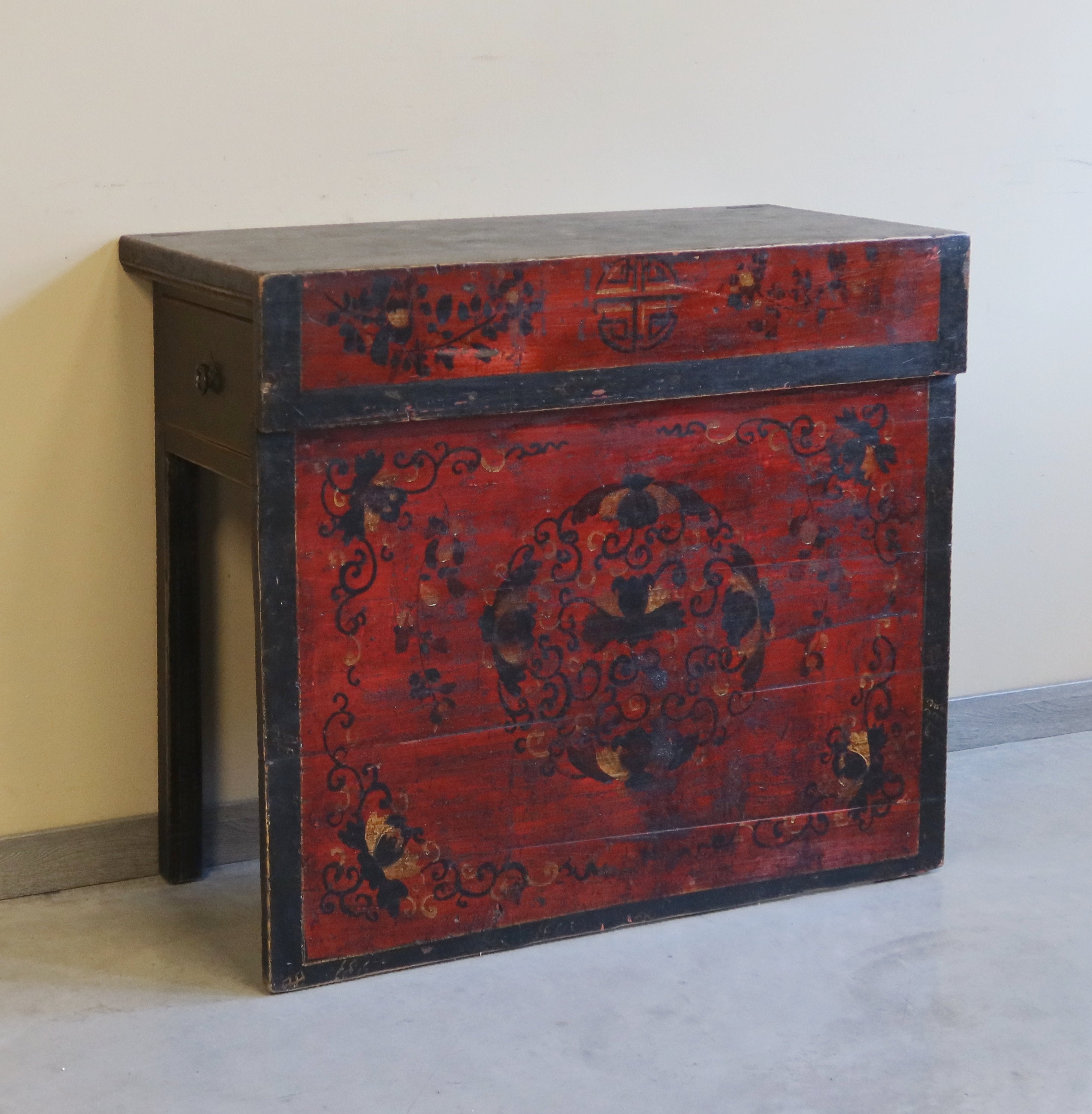 CONSOLLE MONGOLIA CON FRONTE A PANNELLO DECORATO