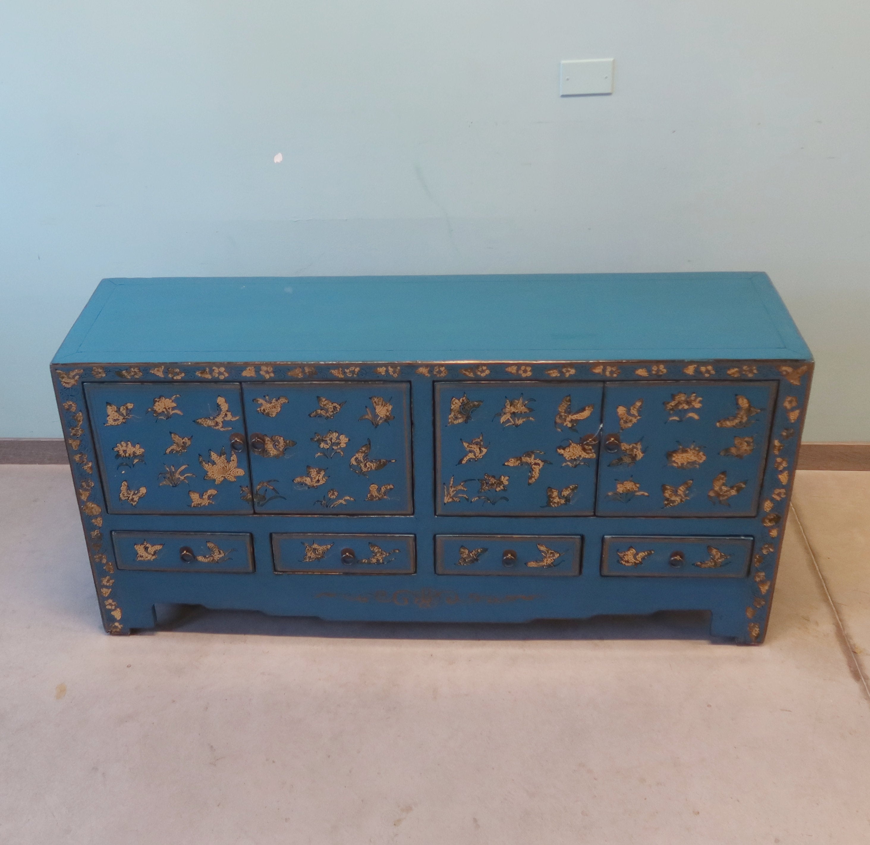 CASSAPANCA CINESE DELLO SHANXI IN LACCA DECORATA