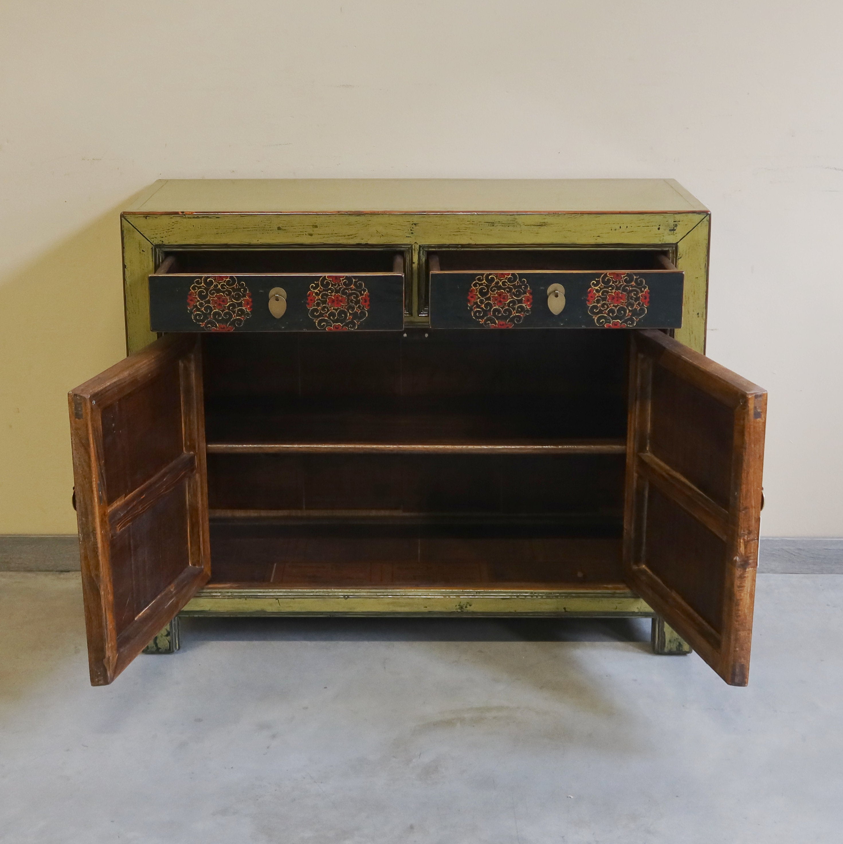 CREDENZA MONGOLIA LACCA DECORATA
