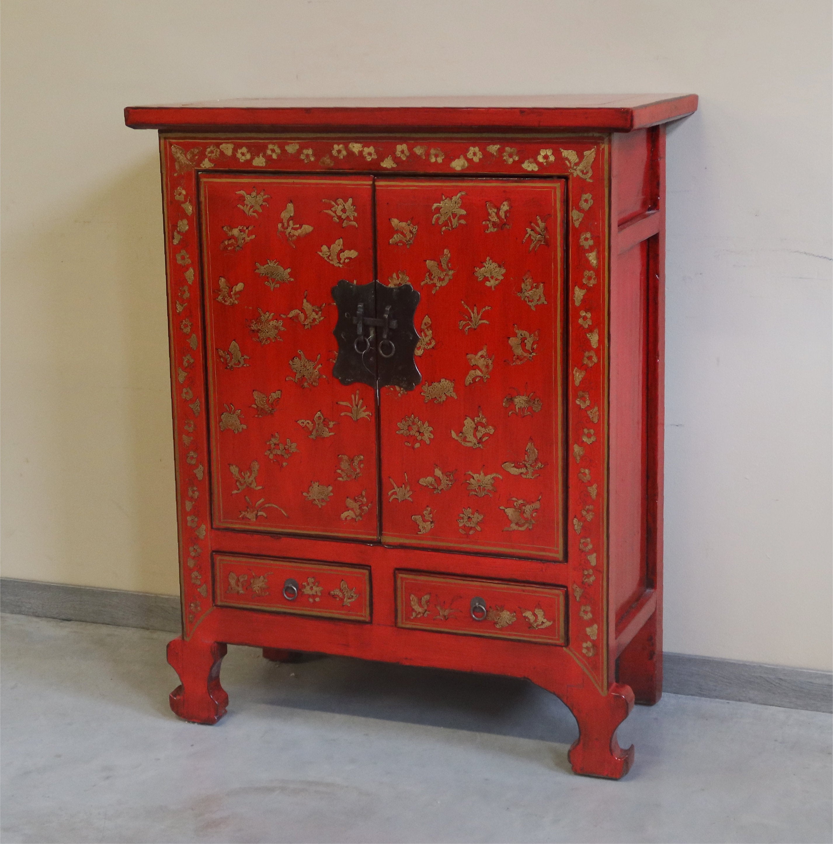 CREDENZINA CINESE DECORATA GAMBE AD ARCO