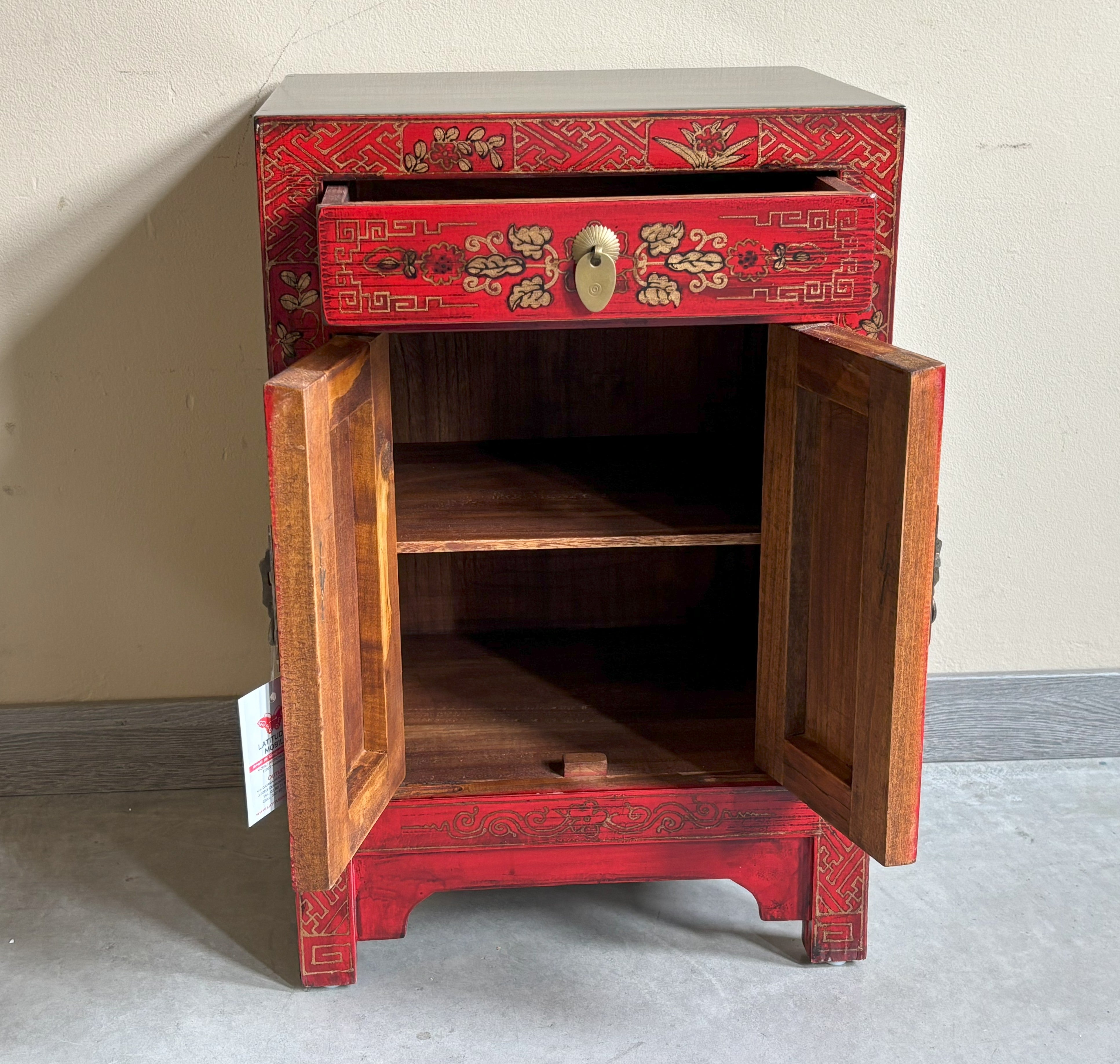 COMODINO CINESE ROSSO DECORATO