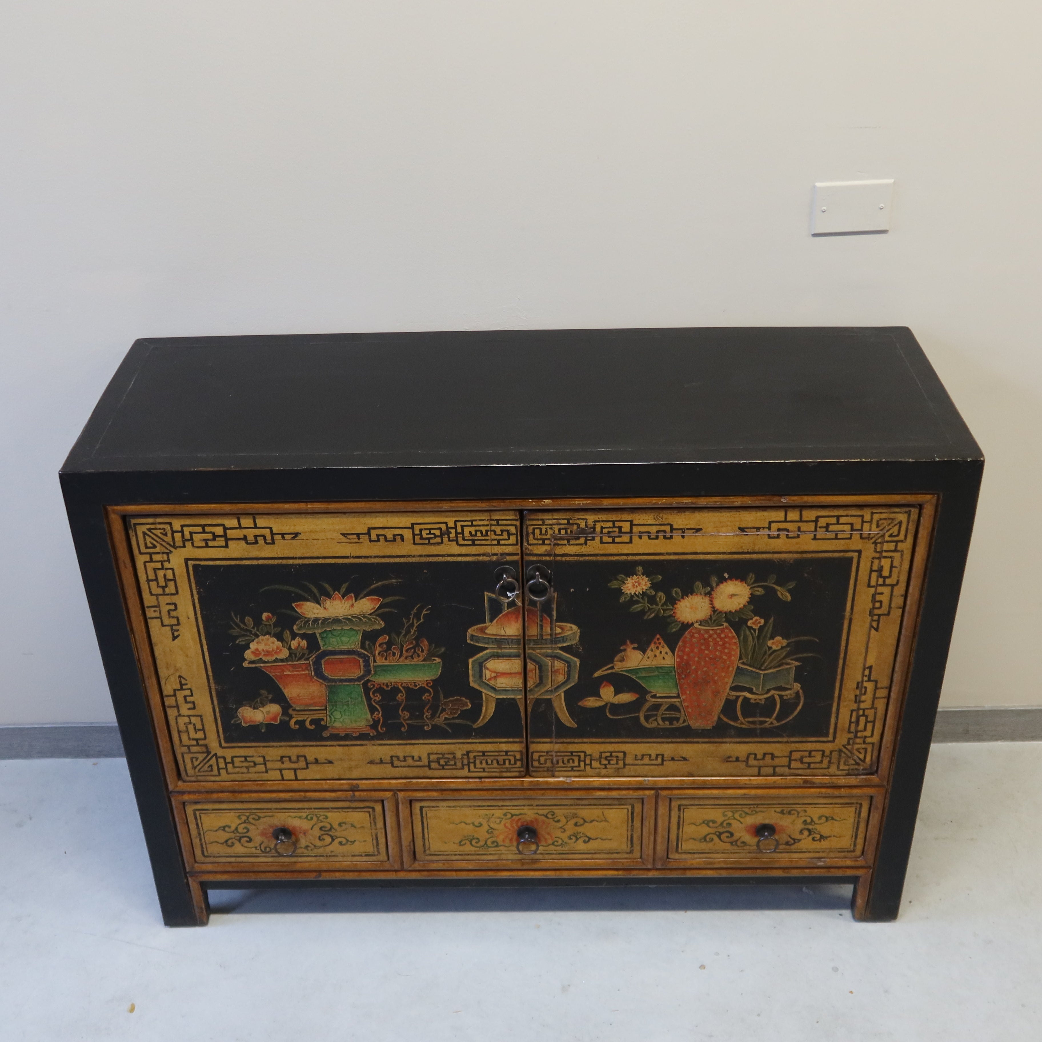 MADIA CINESE DEL GANZU DECORATA