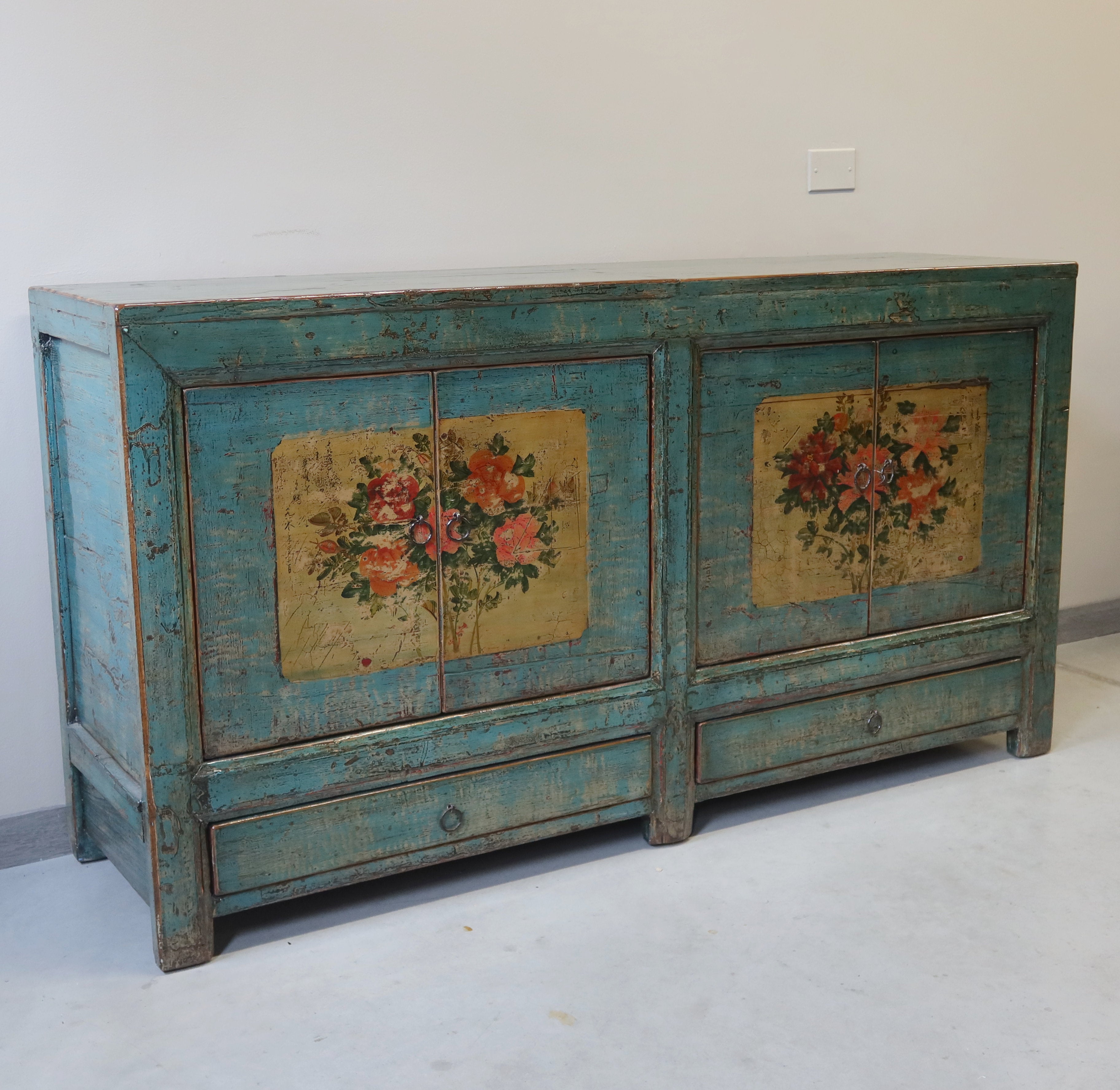 MADIA MONGOLIA IN LACCA DECORATA