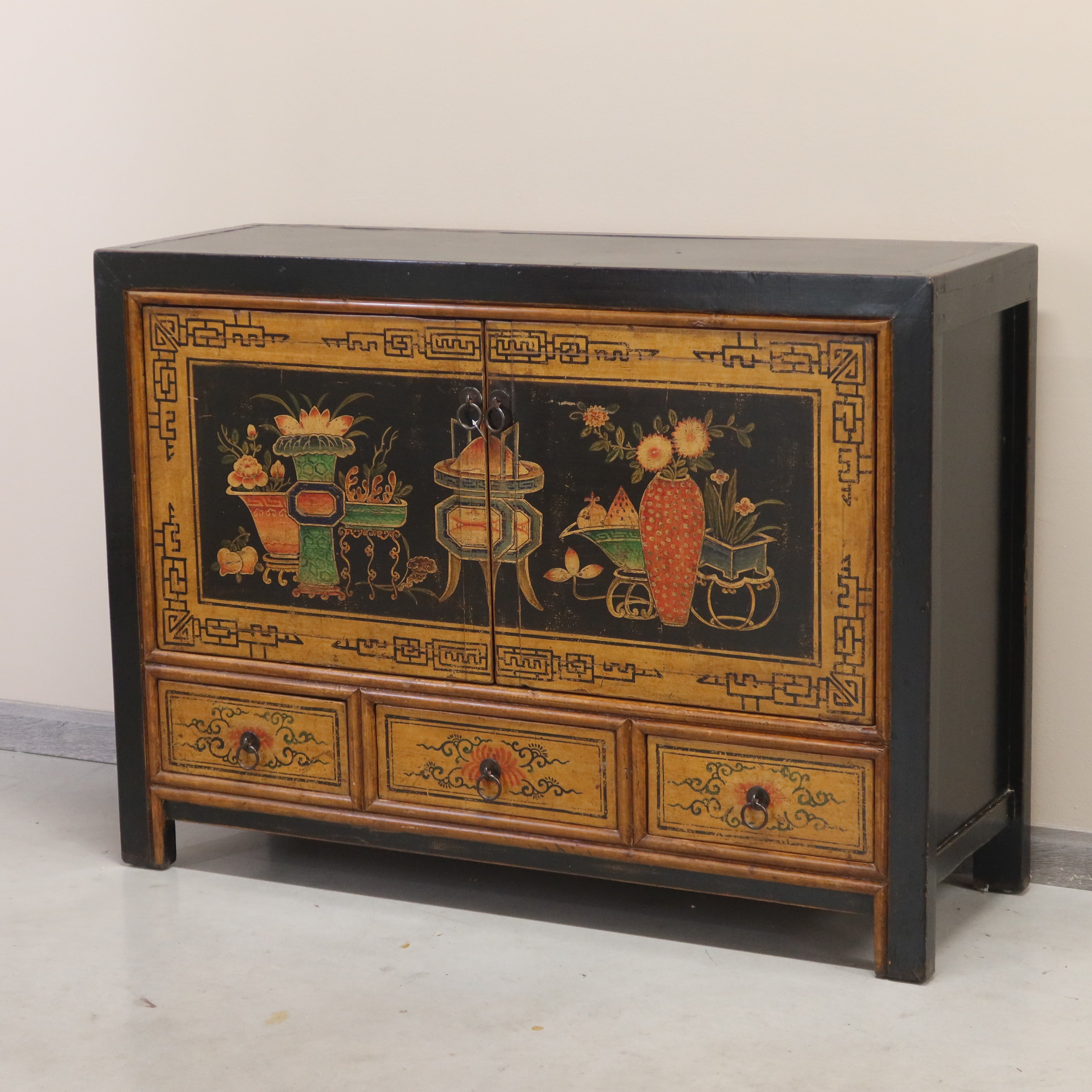 MADIA CINESE DEL GANZU DECORATA