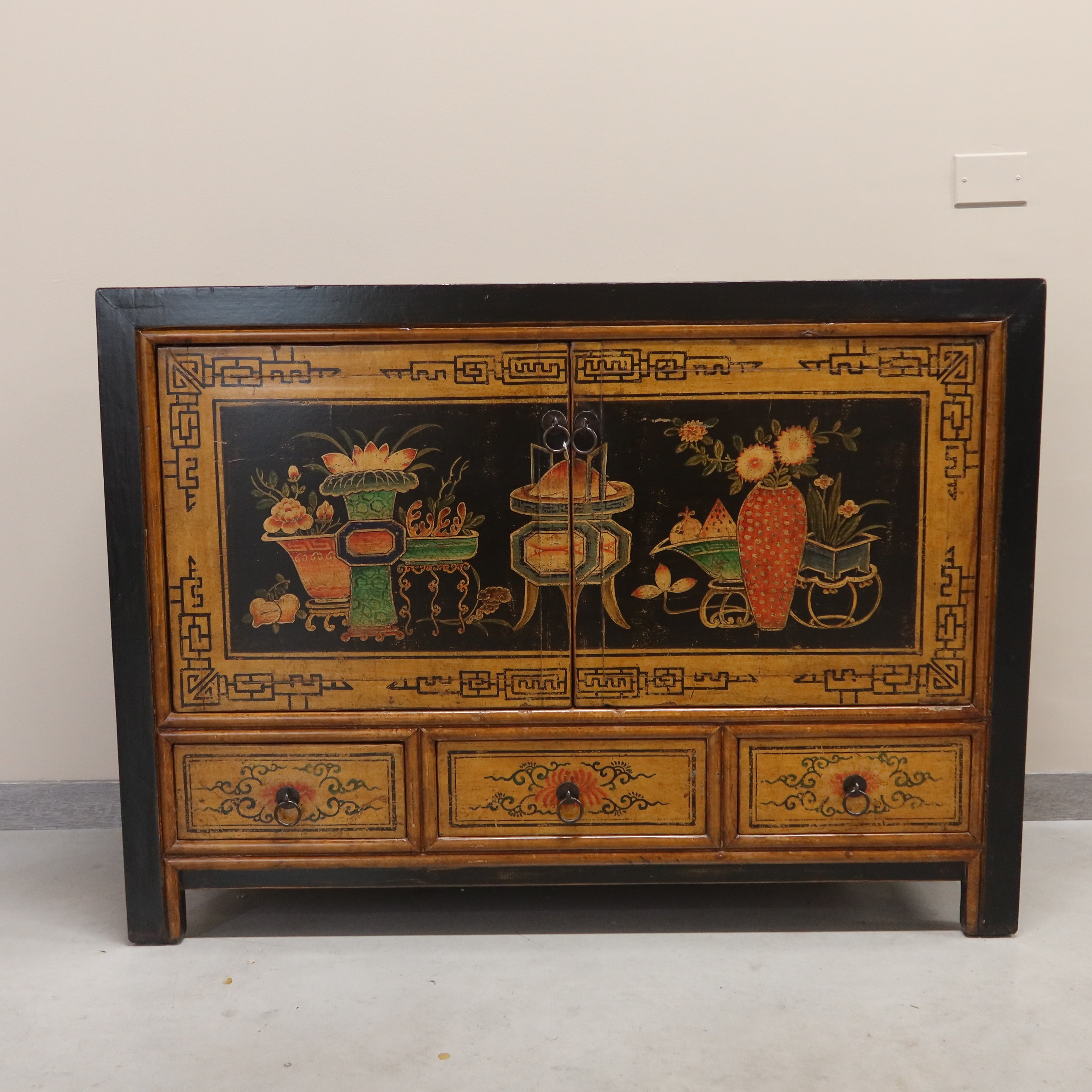 MADIA CINESE DEL GANZU DECORATA