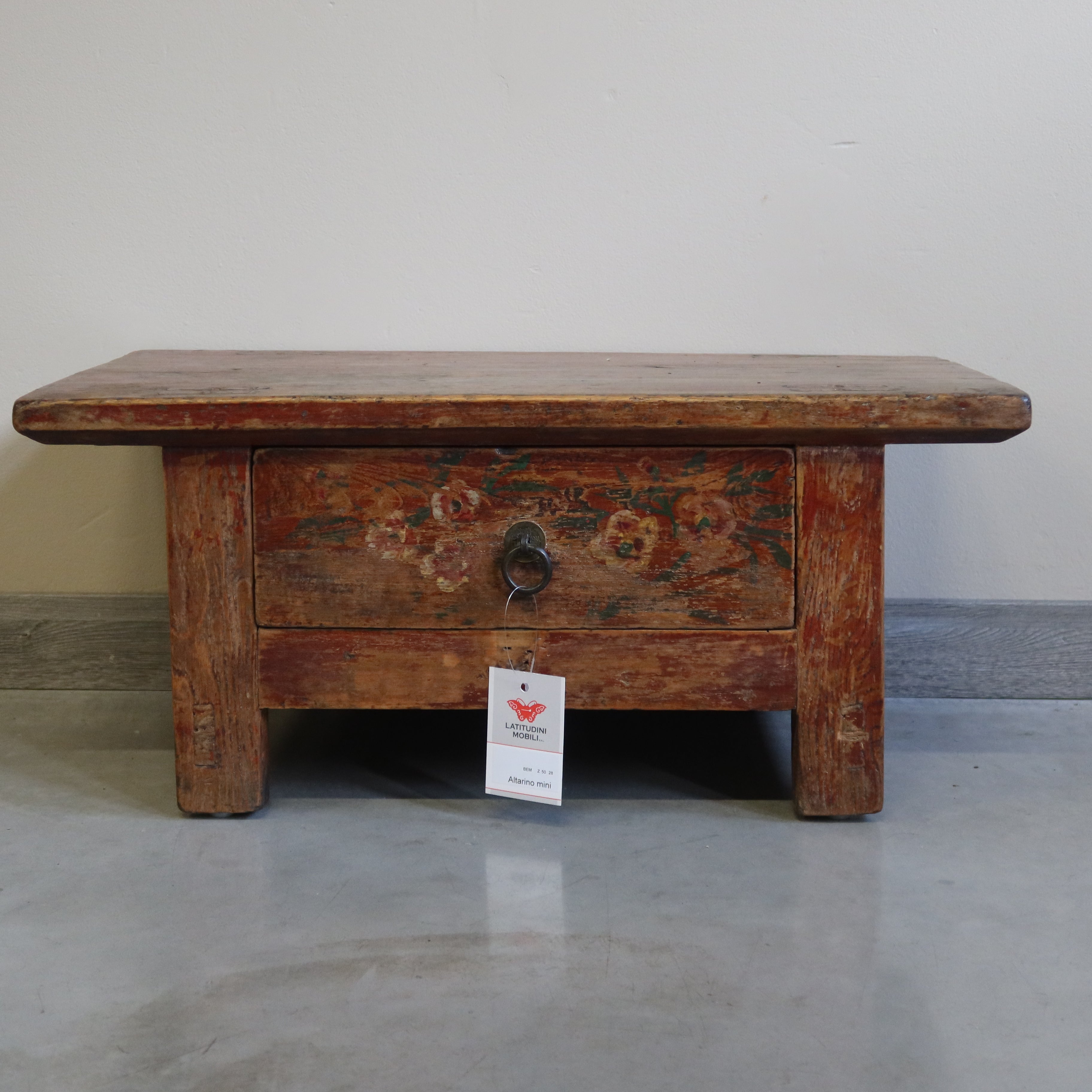 TAVOLINO OLMO CINESE AD ALTARE