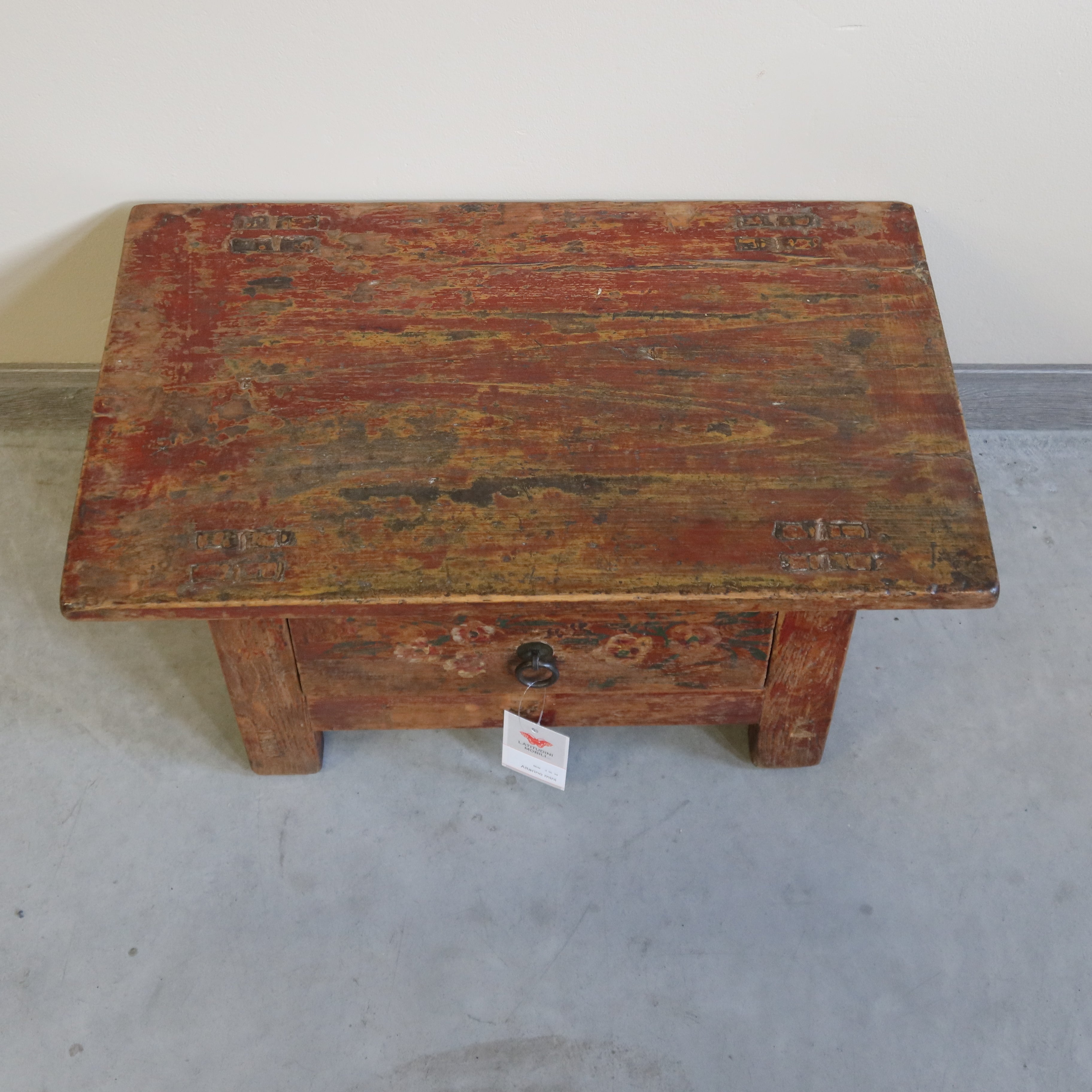 TAVOLINO OLMO CINESE AD ALTARE