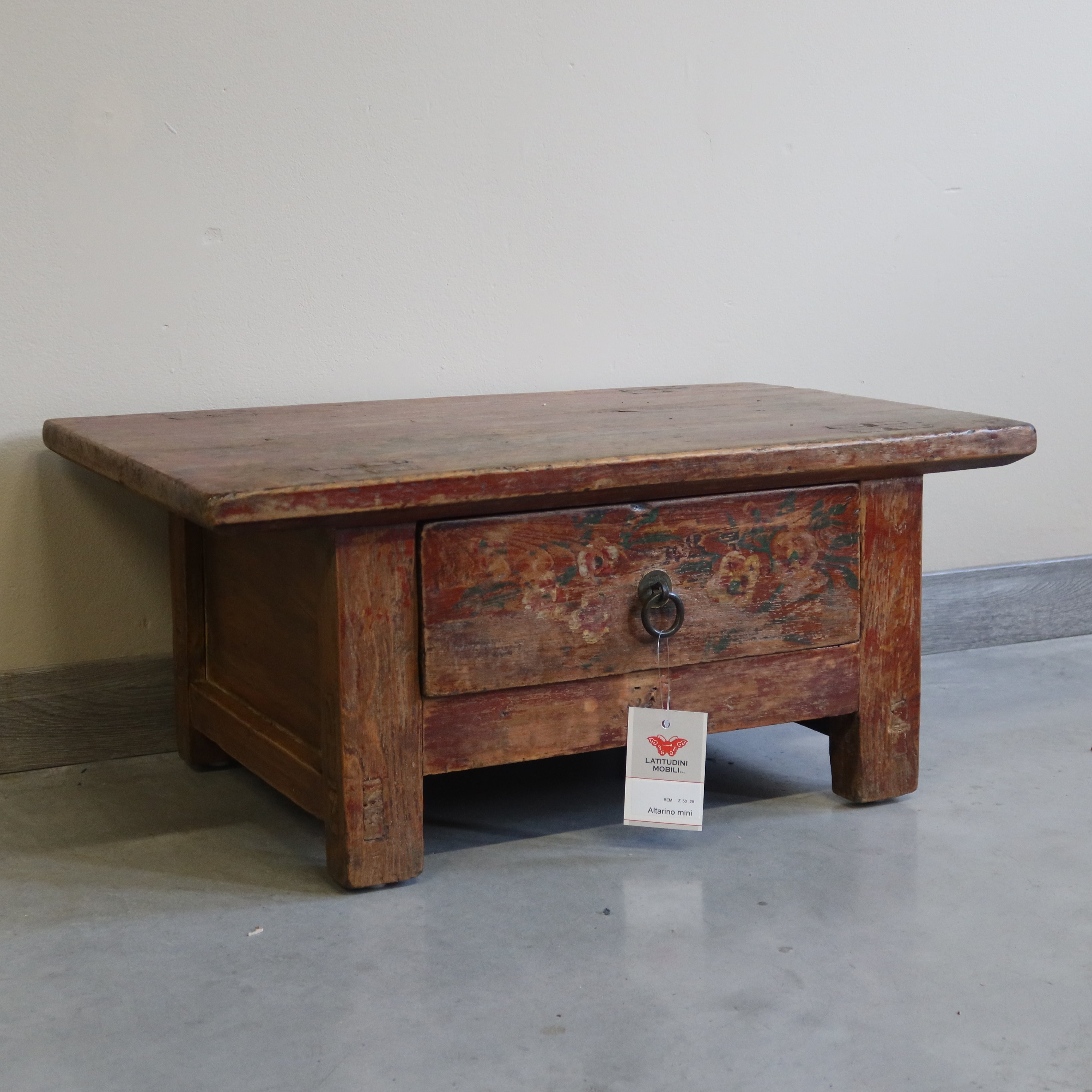 TAVOLINO OLMO CINESE AD ALTARE
