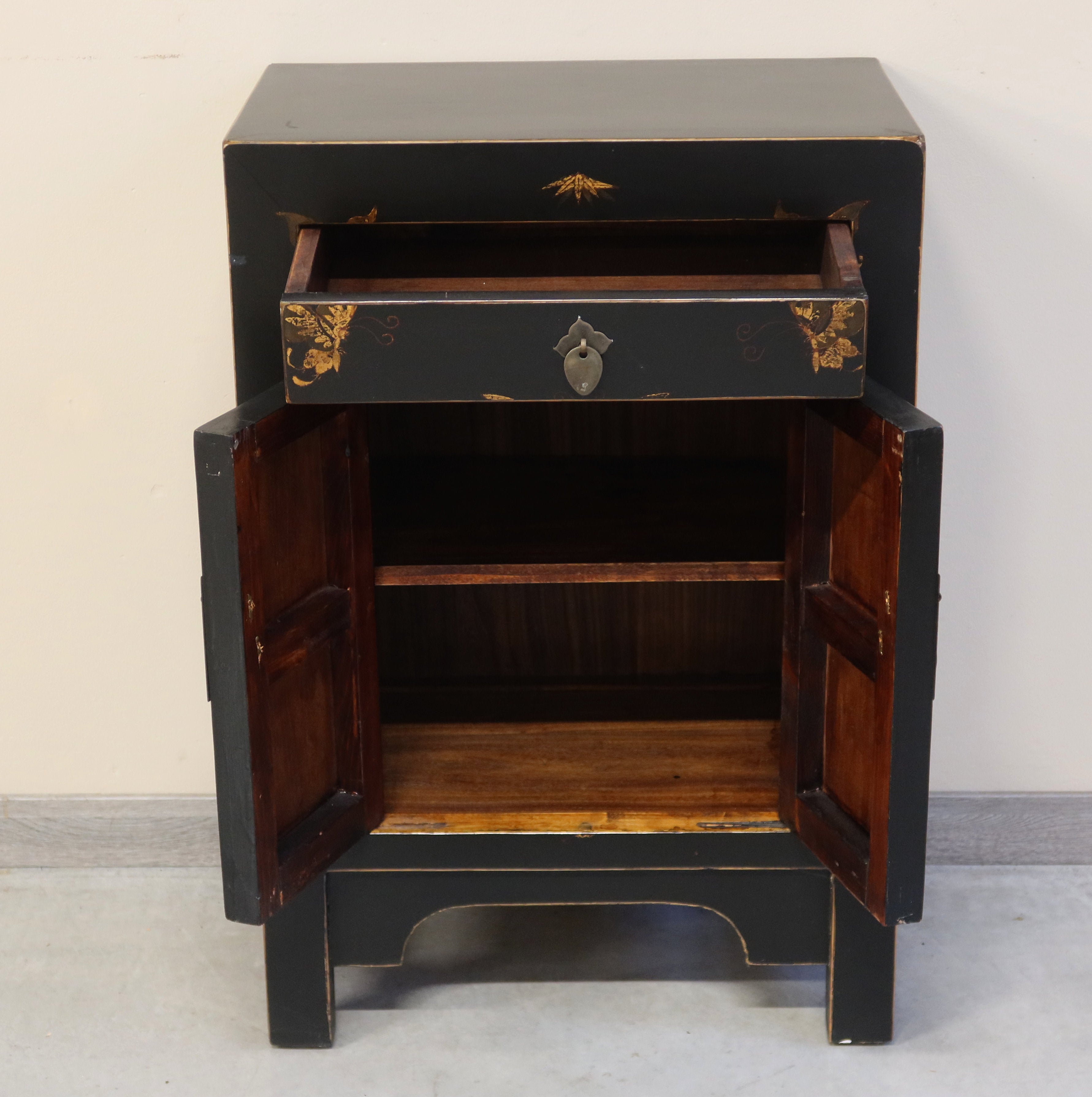 MOBILETTO CINESE LACCATO