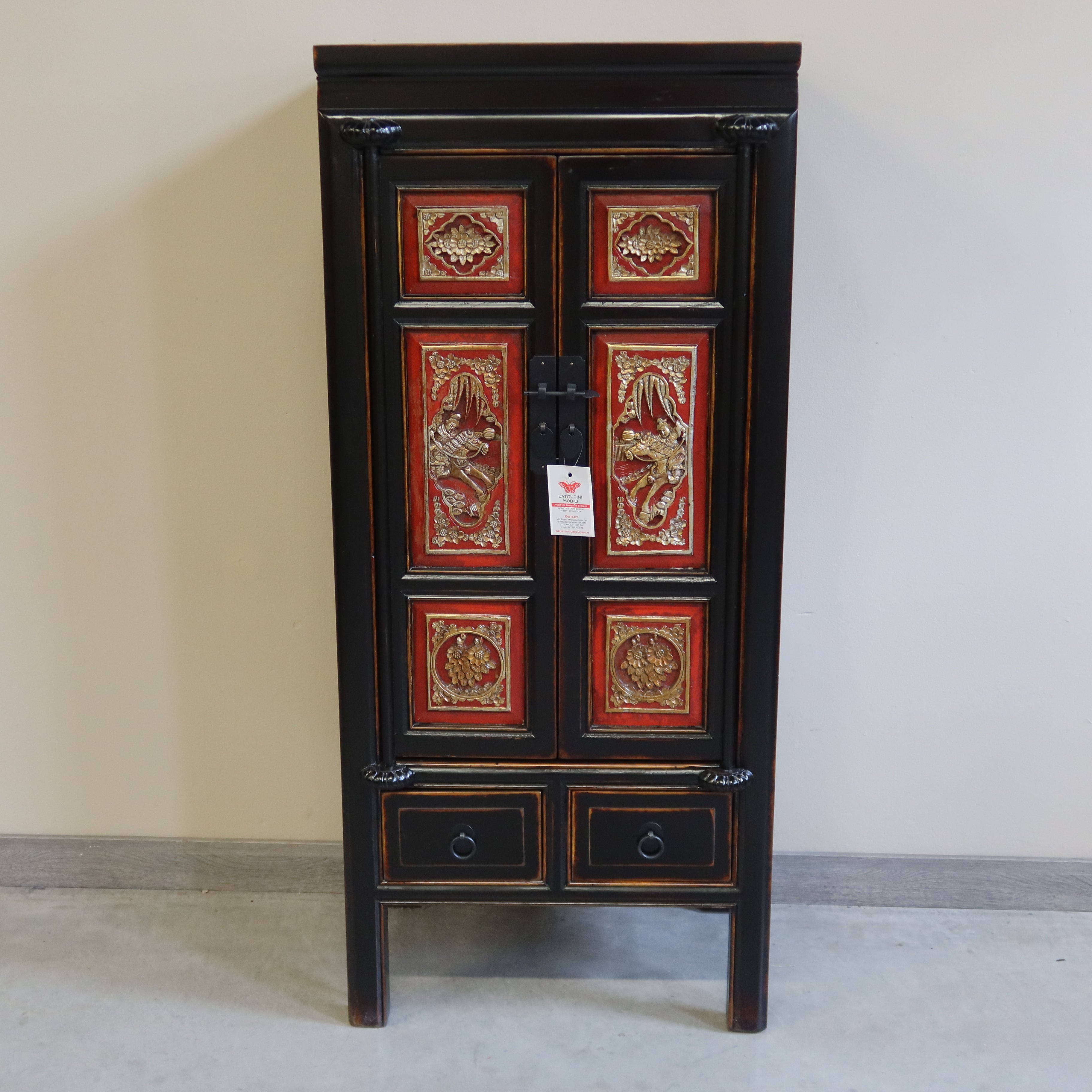 ARMADIETTO A COLONNA DEL FUJAN